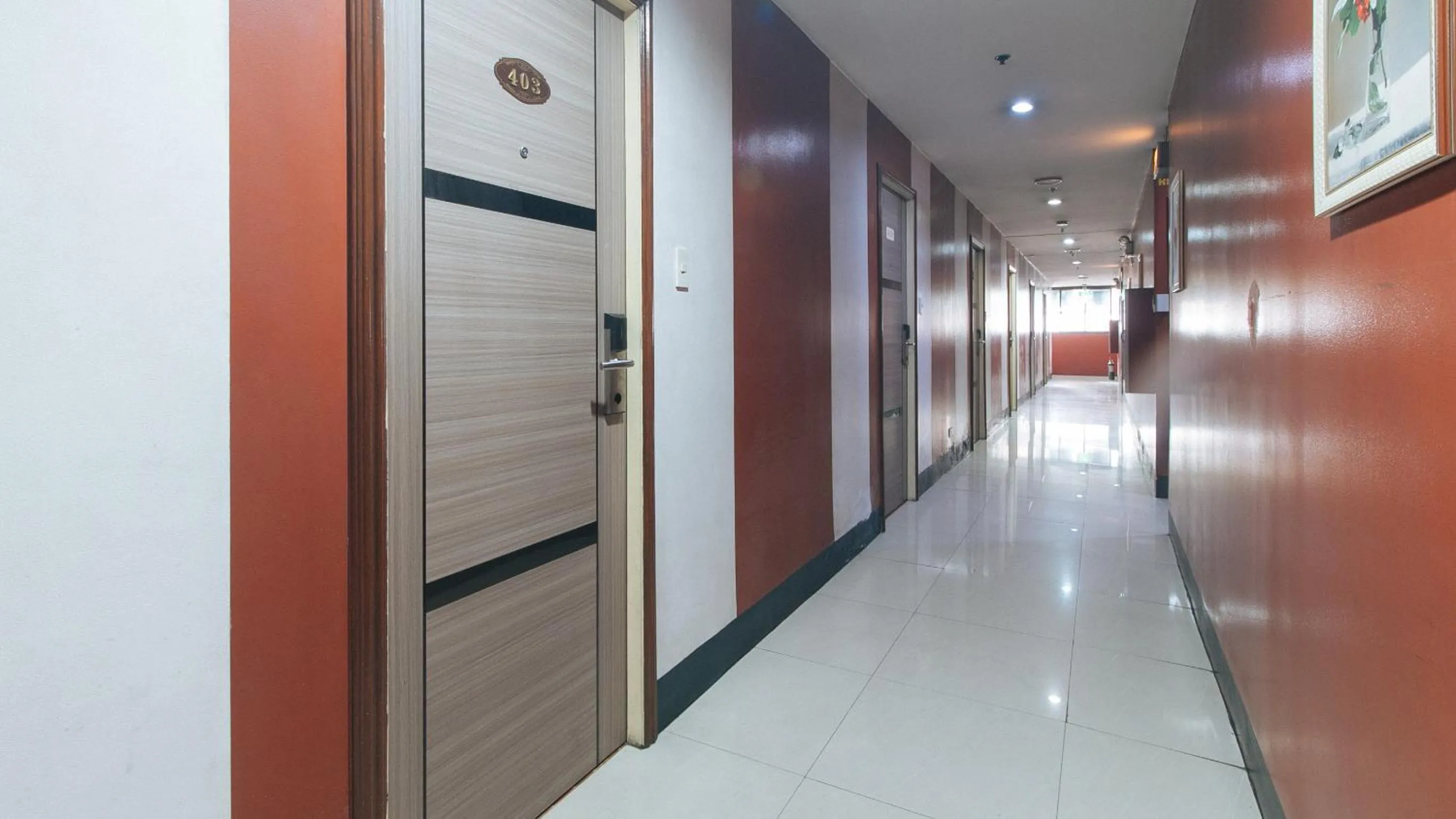 Area and facilities in RedDoorz @ Riches Holiday Hotel Avenida