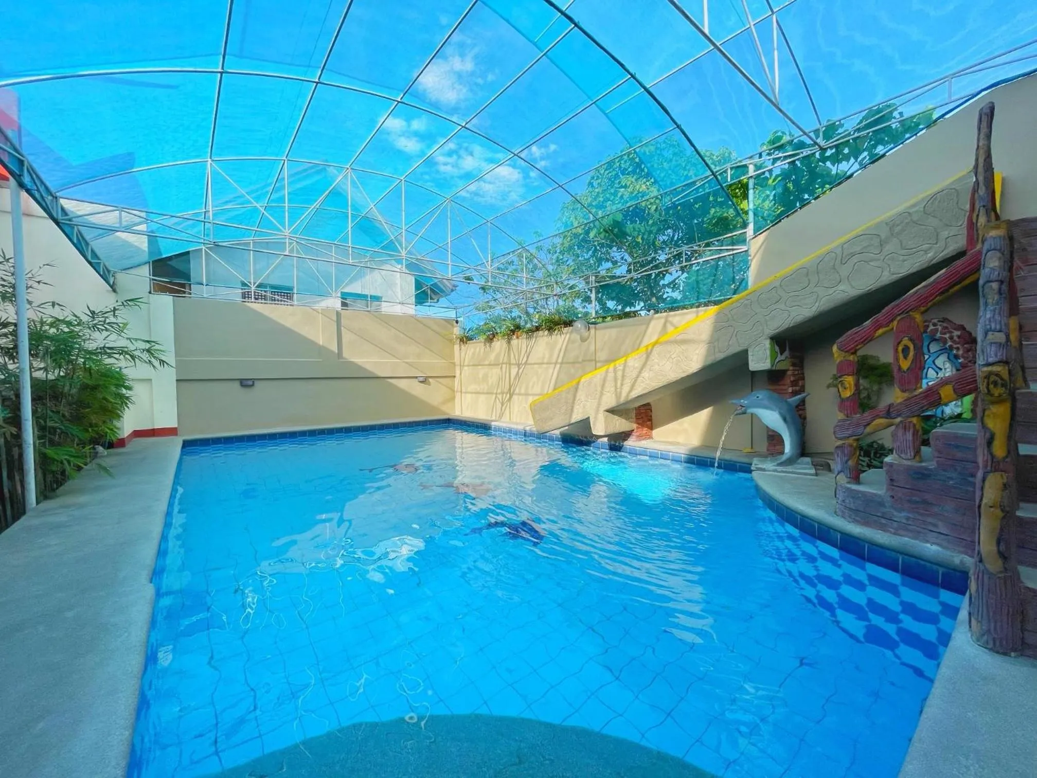 Swimming pool in Weekdays Hotspring Resort by Cocotel