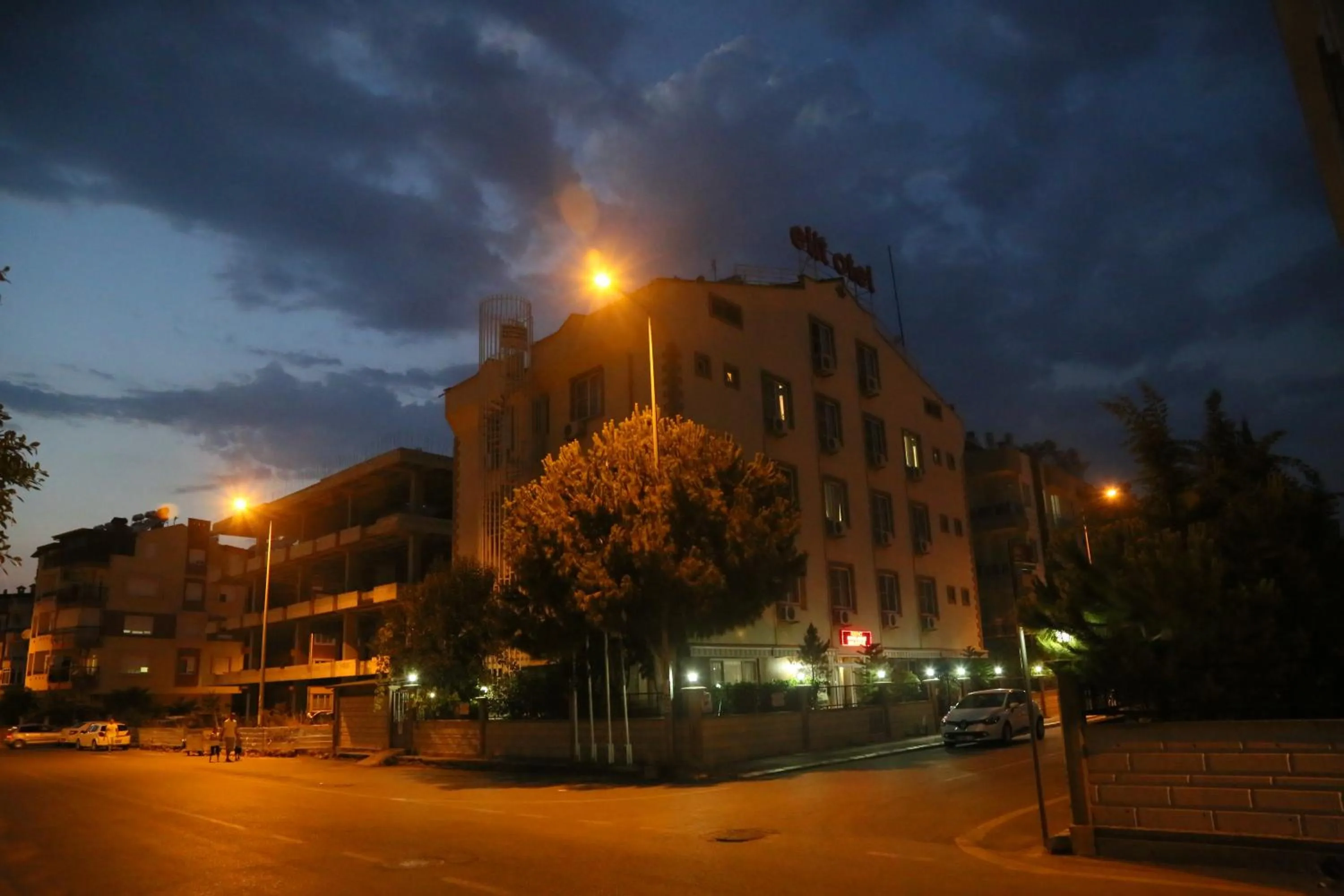 Property building in Elit Otel