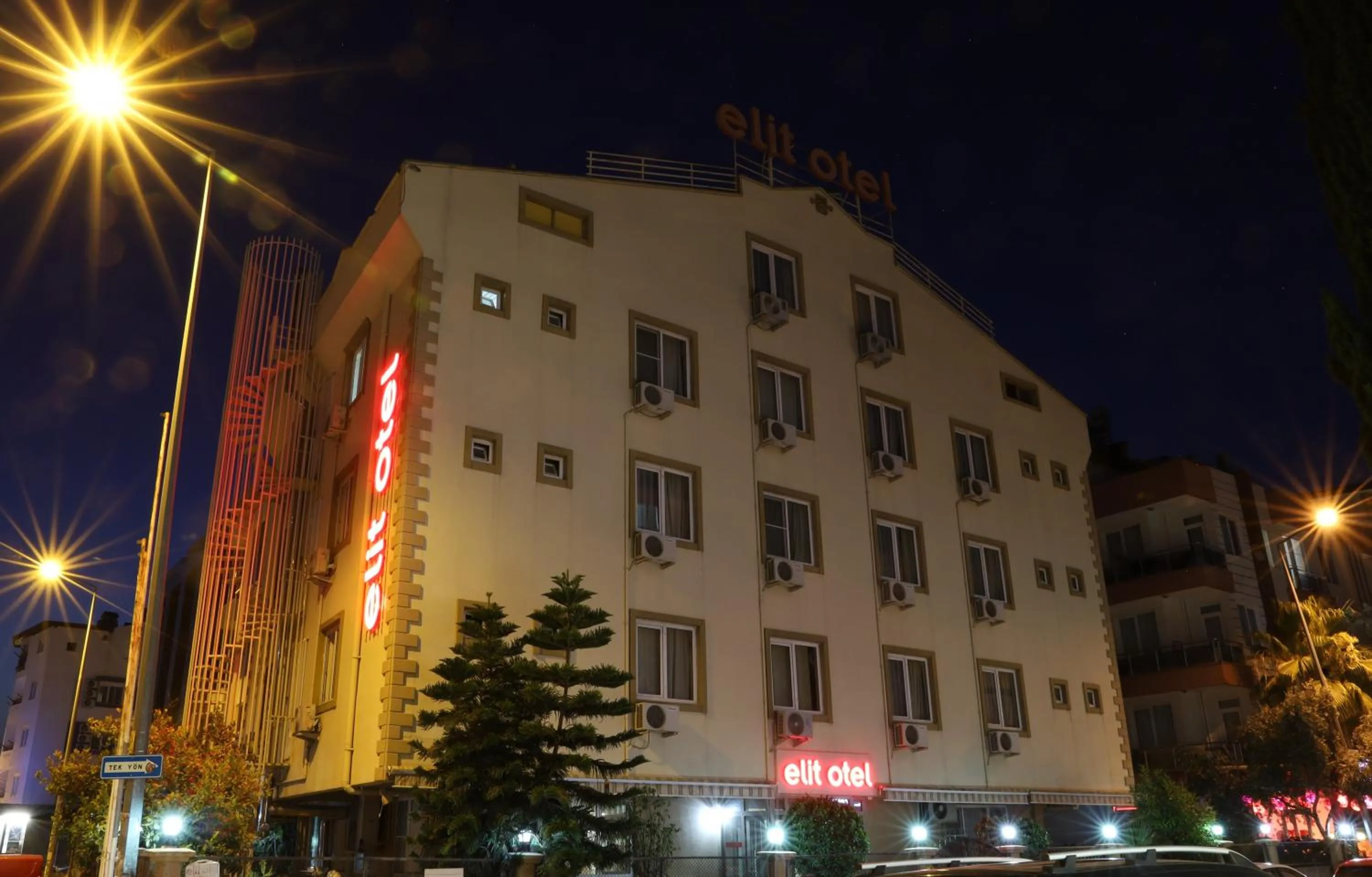 Property building in Elit Otel
