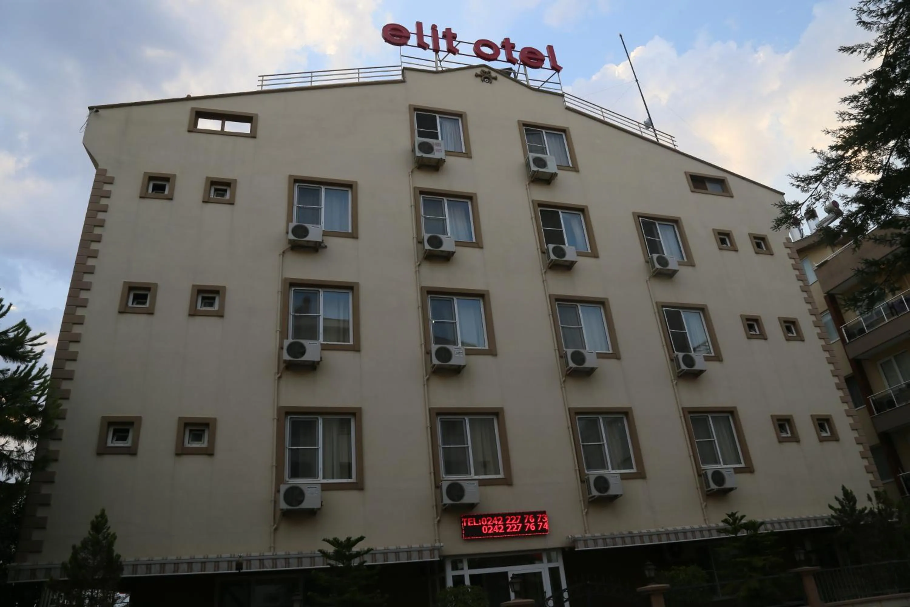 Property building in Elit Otel