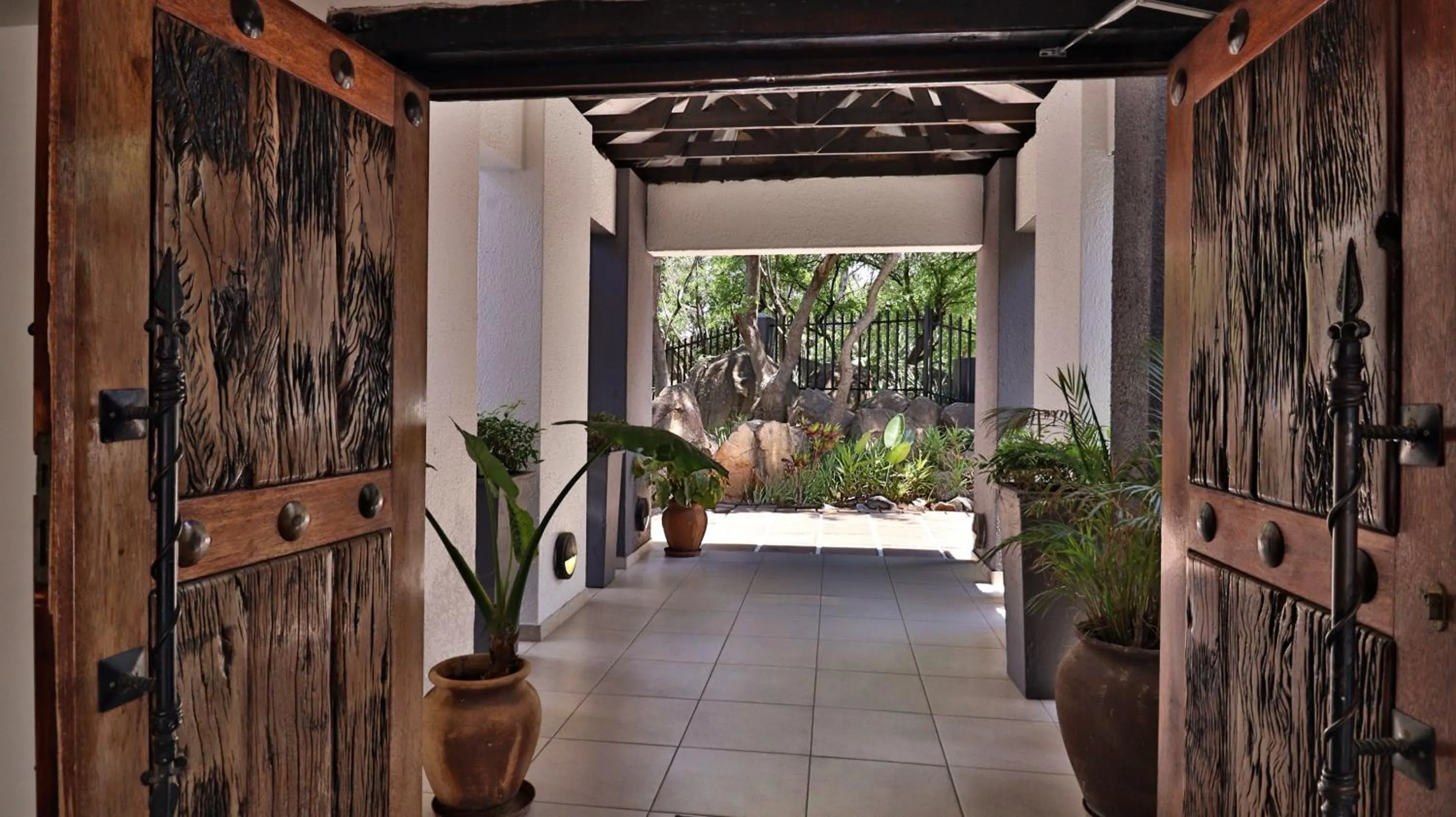 Facade/entrance in Khayalami Hotel - Mbombela