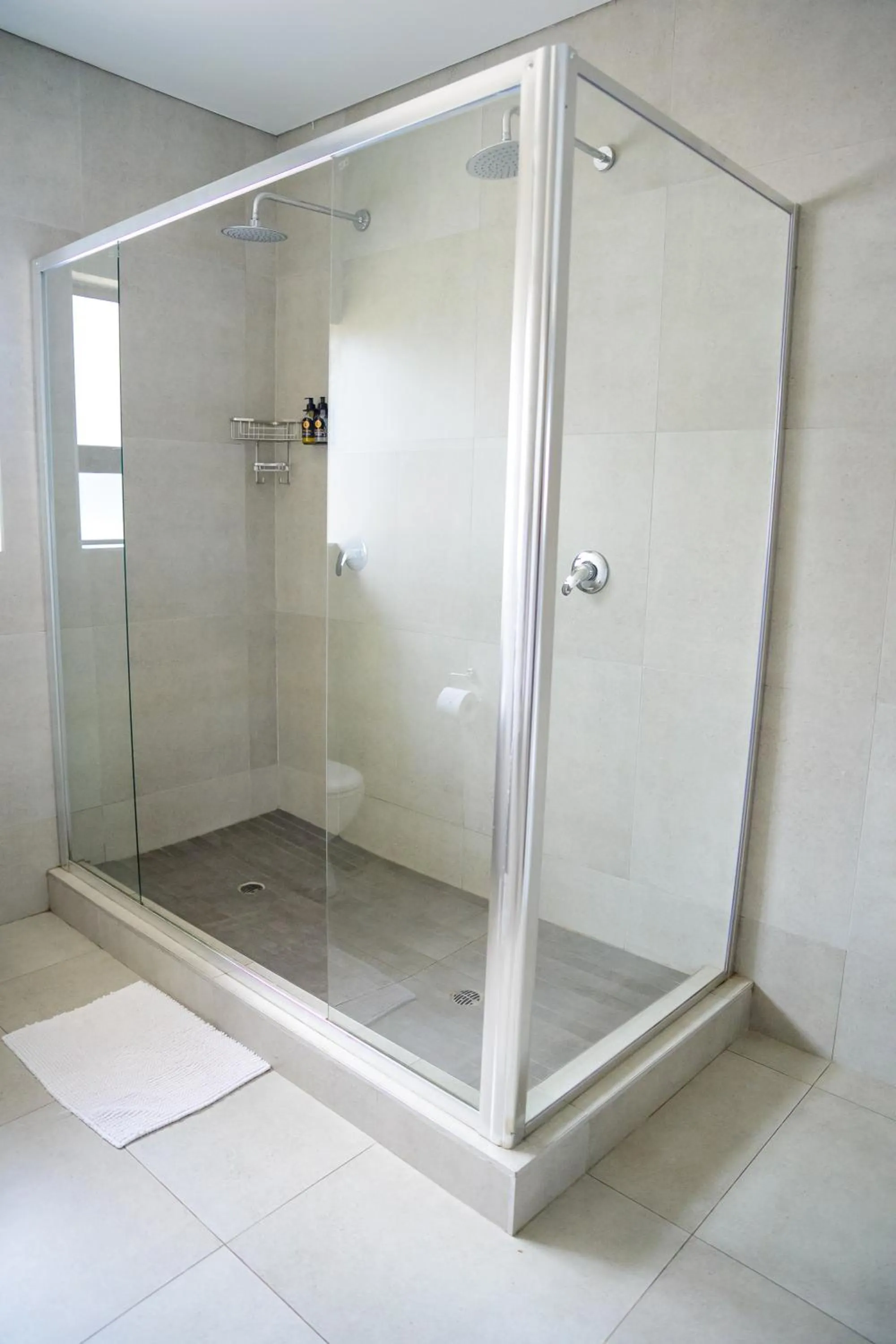 Shower in Khayalami Hotel - Mbombela