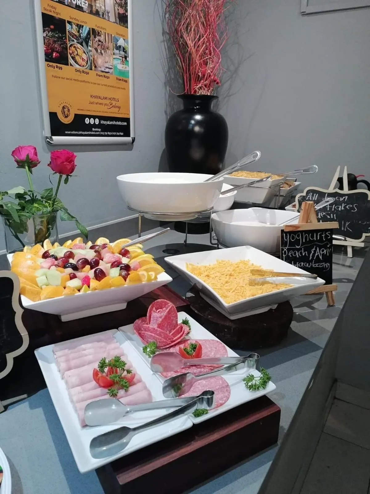 Food and drinks in Khayalami Hotel - Mbombela