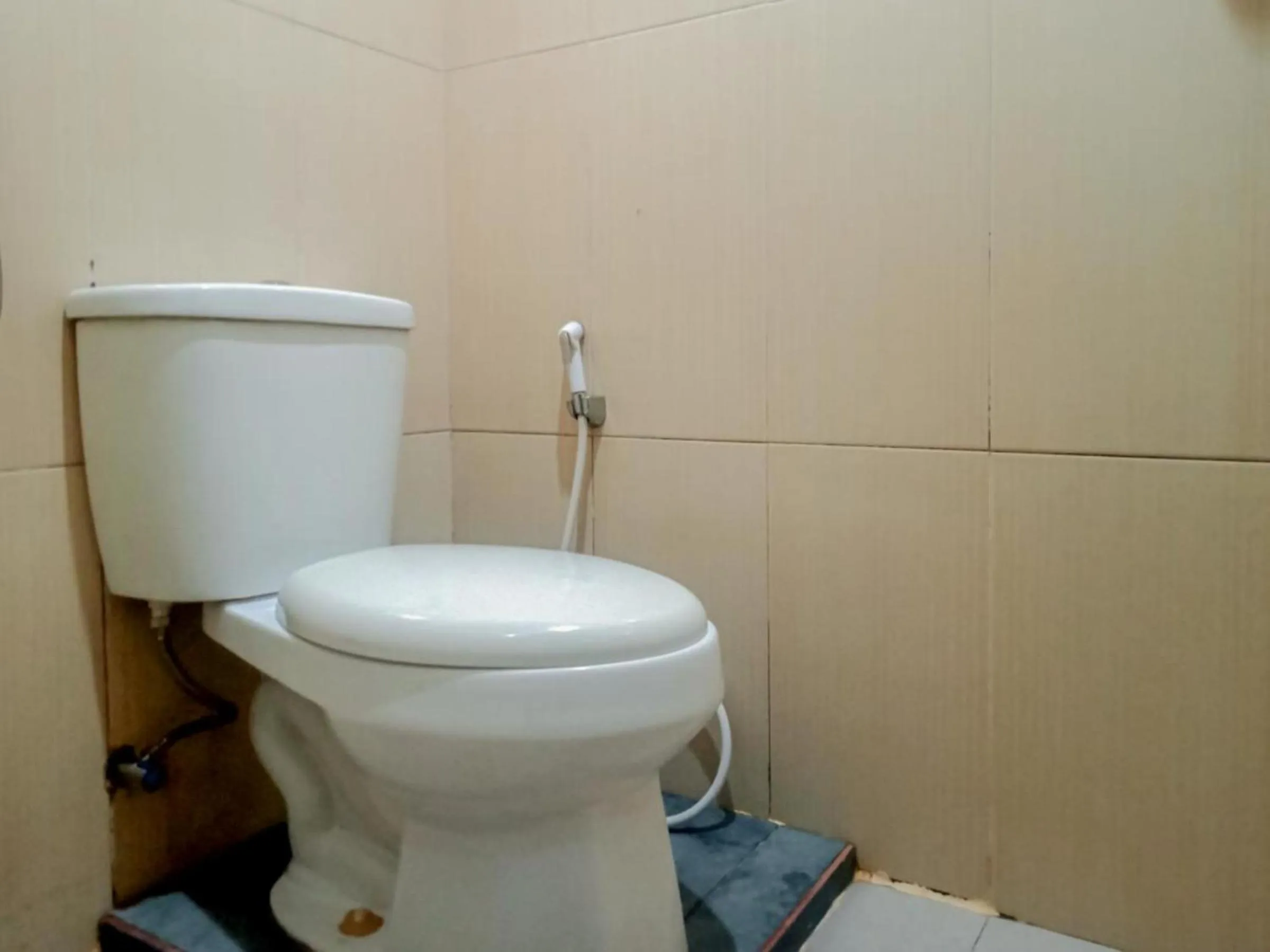 Bathroom in Homestay Akik Hijau Near Panakkukang