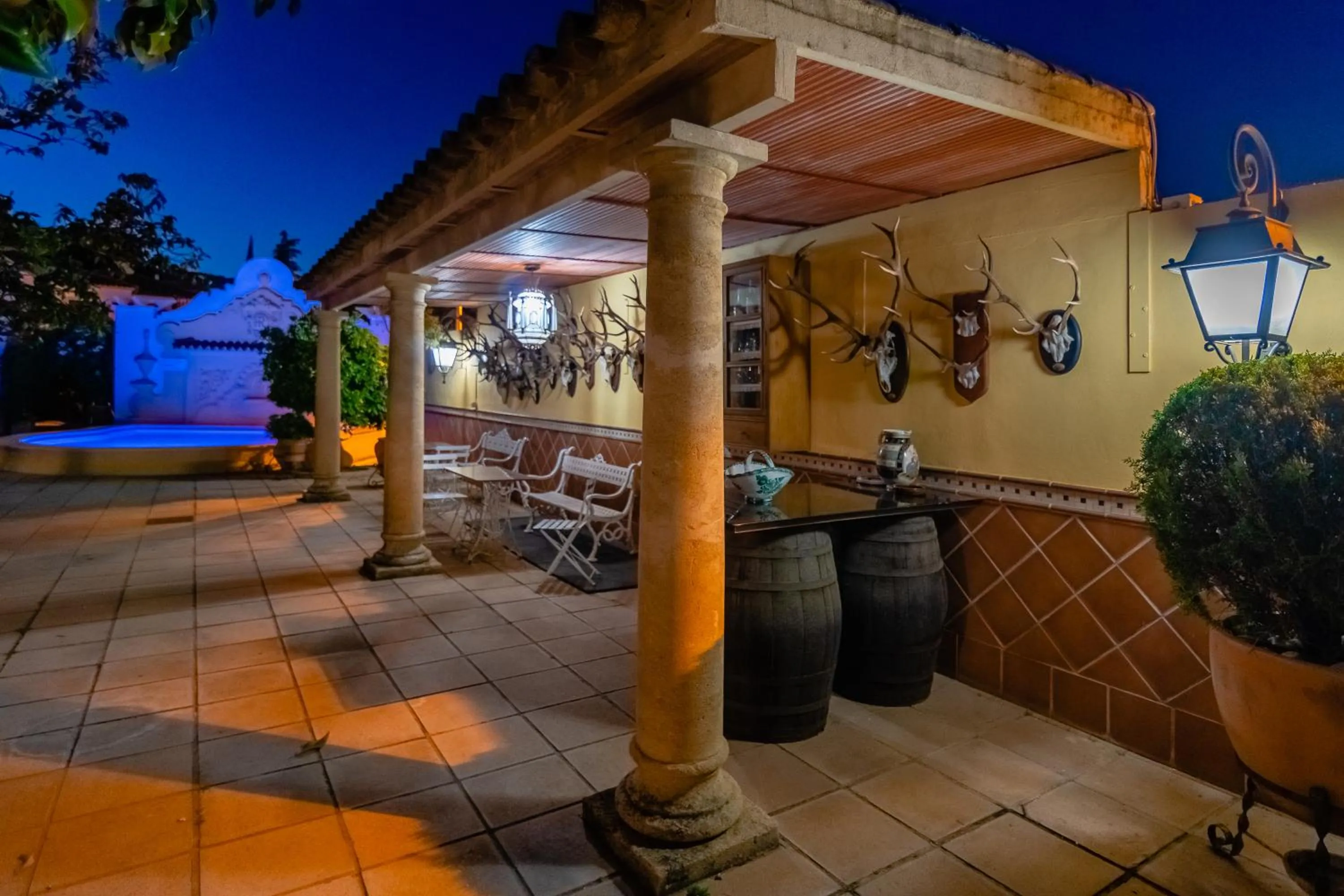 Night in Hotel Riad Arruzafa