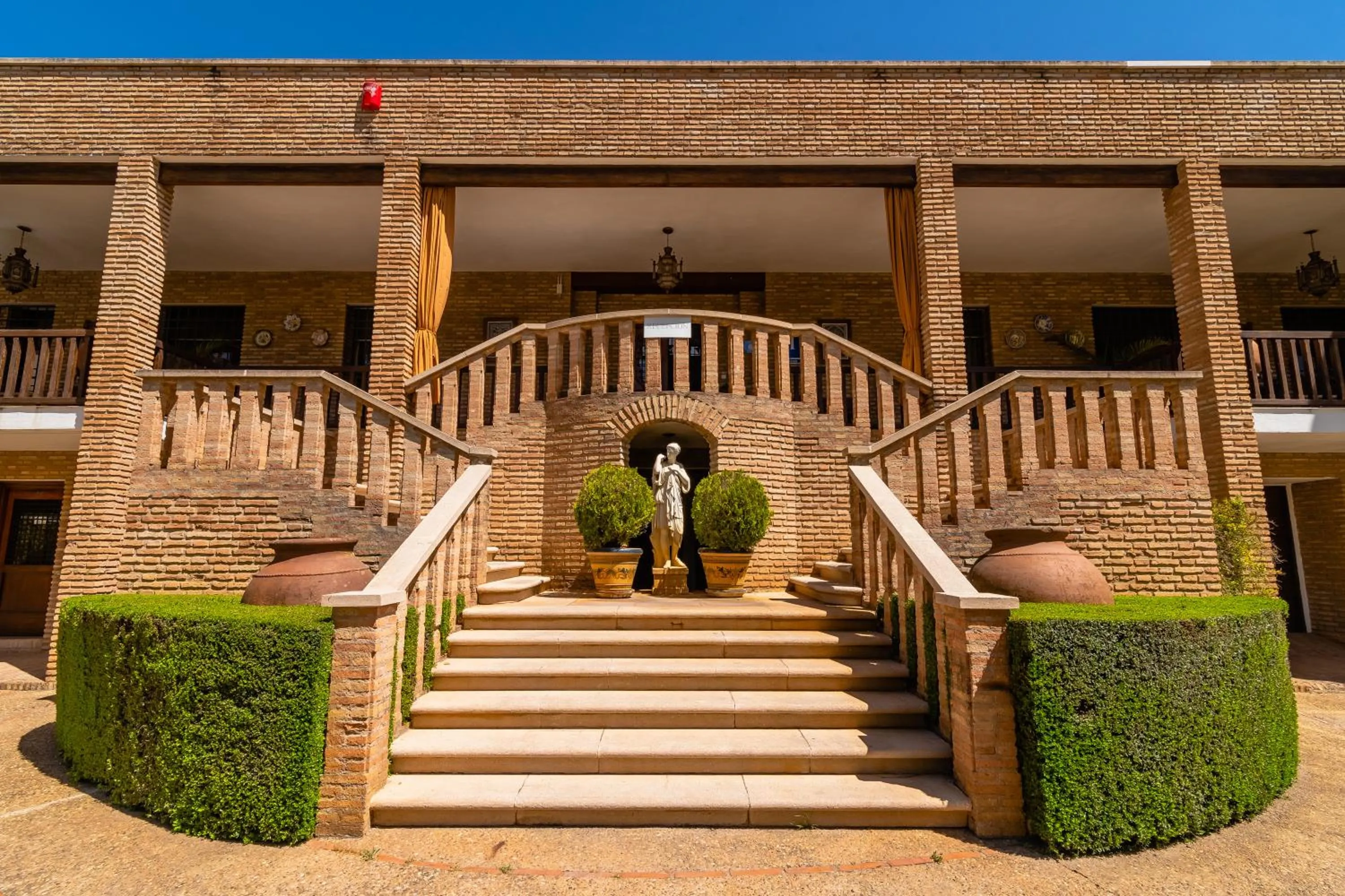 Property building in Hotel Riad Arruzafa