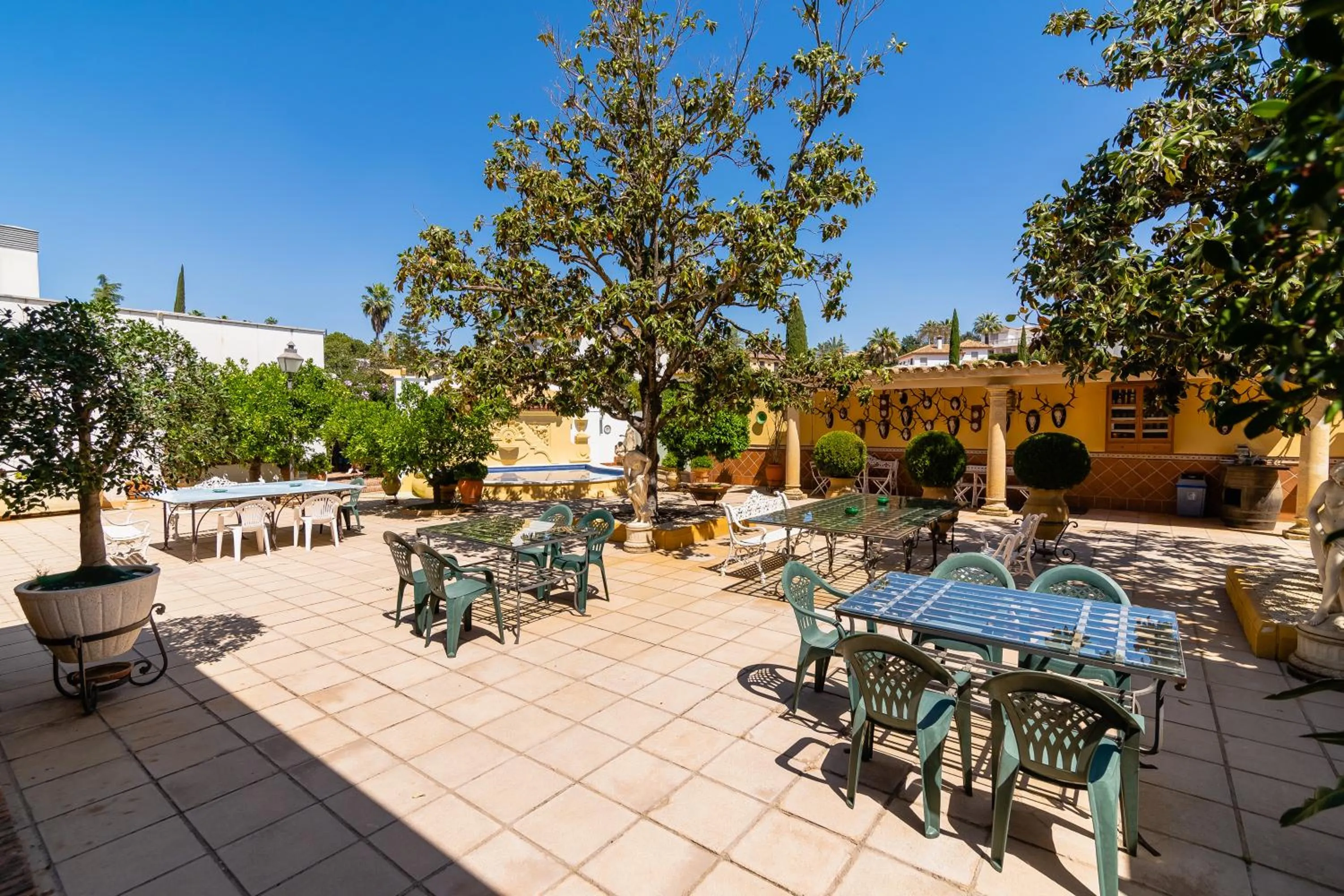 Patio in Hotel Riad Arruzafa