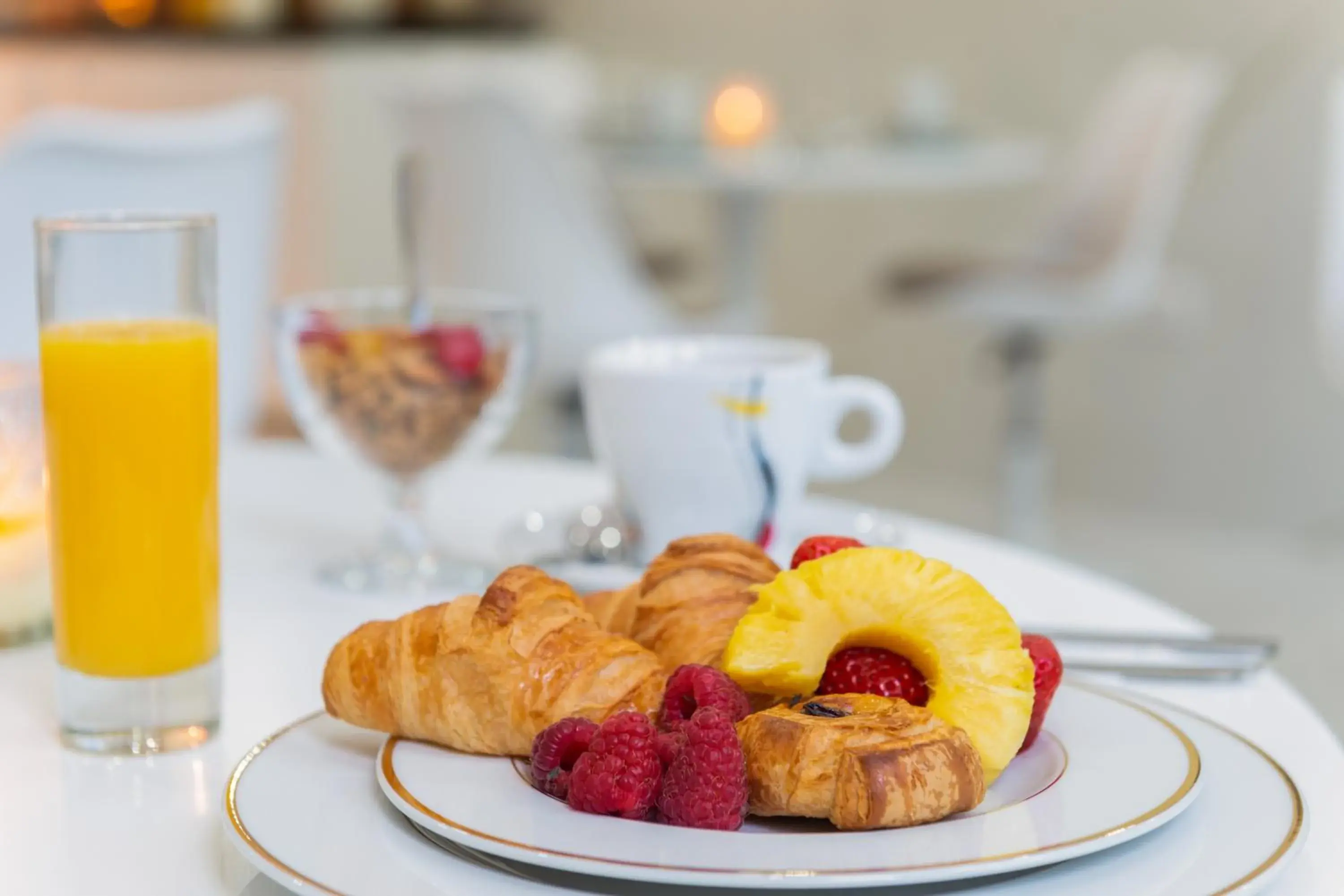 Food and drinks in Hôtel d'Angleterre Rouen Centre Gare Food and drinks in Hôtel d'Angleterre Rouen Centre Gare