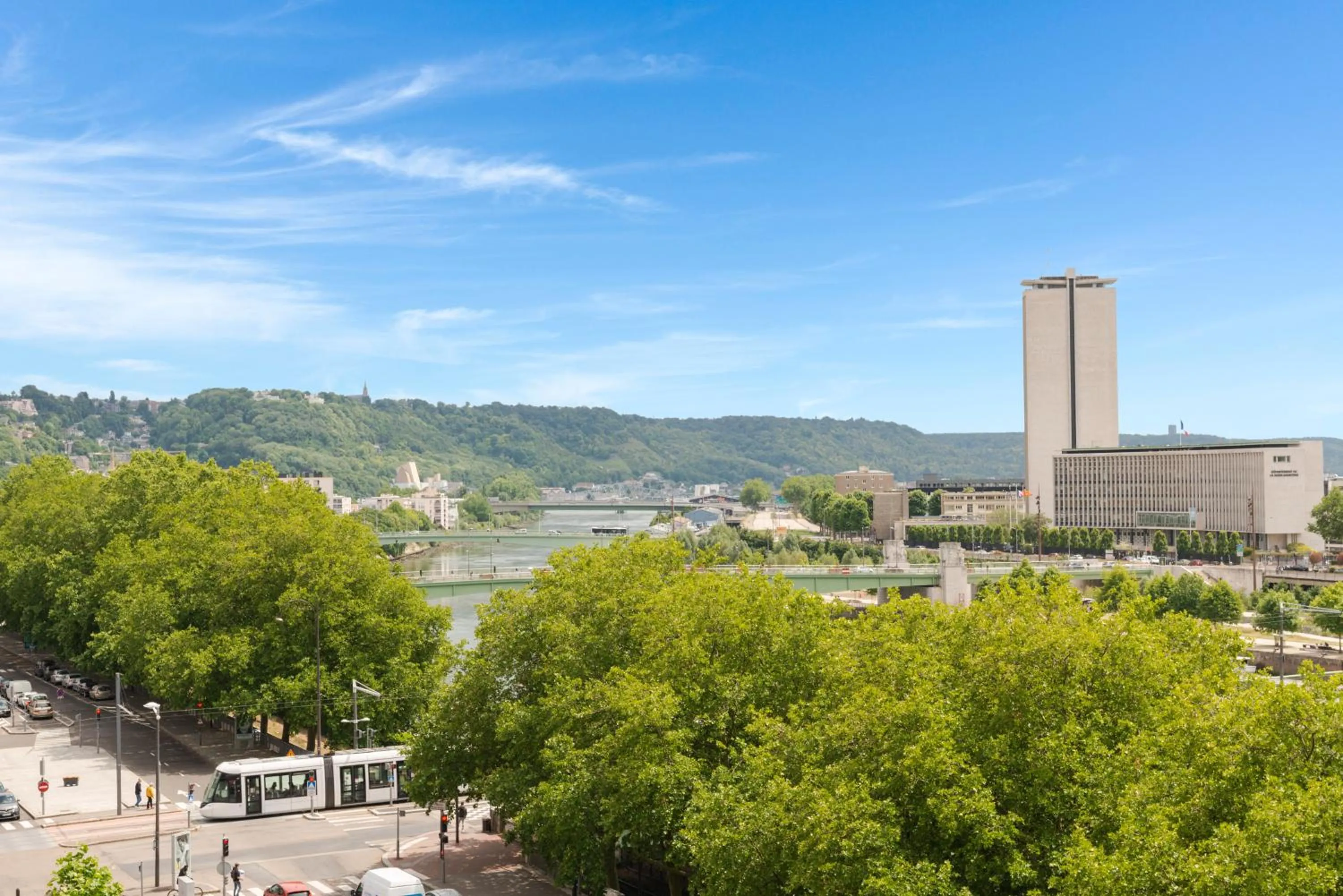 Day in Hôtel d'Angleterre Rouen Centre Gare