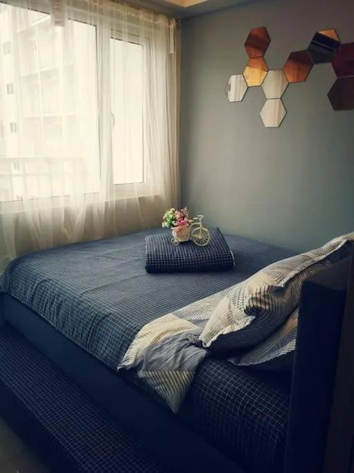 Bed in Serenity Cove MOA