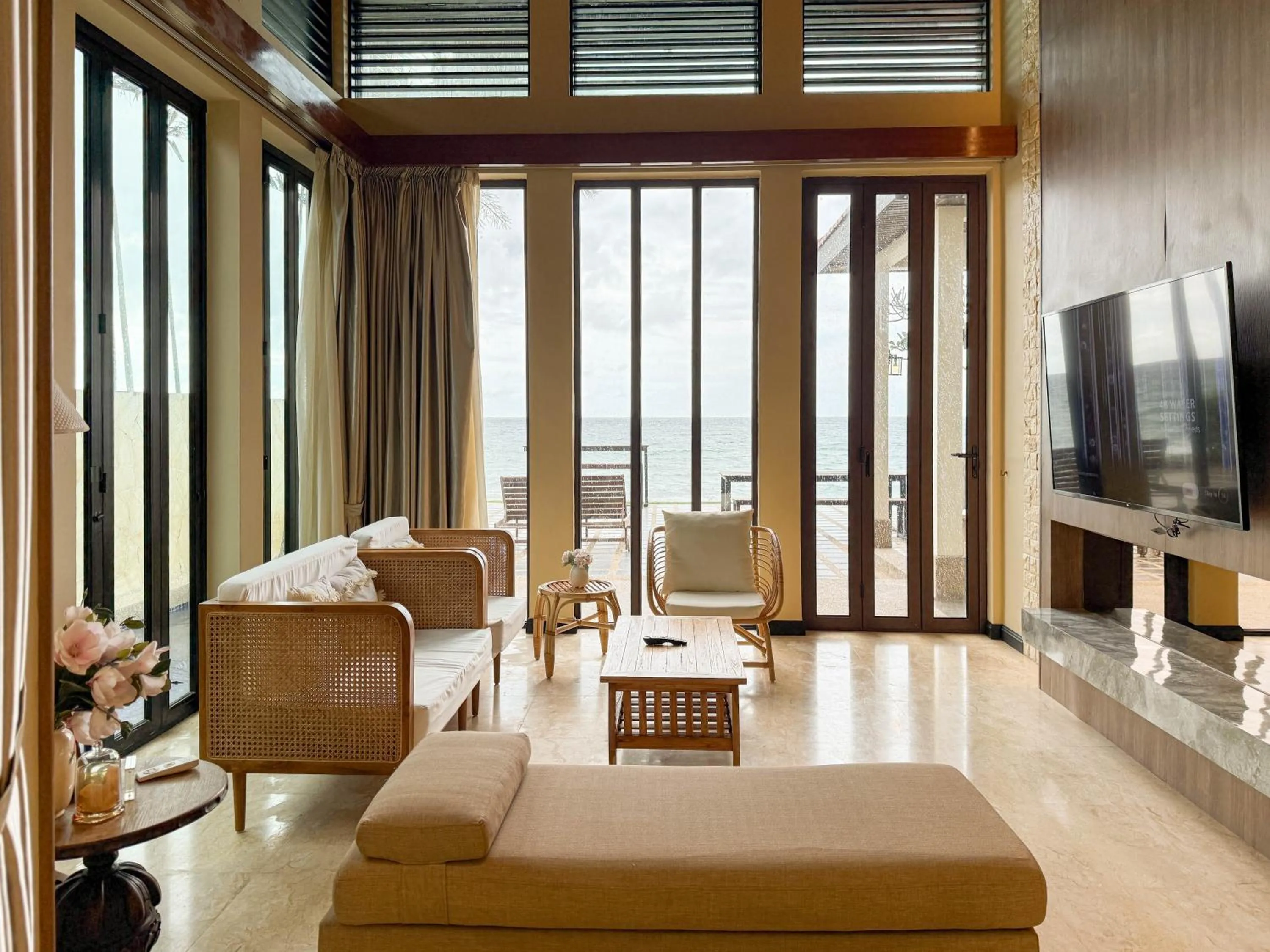 Living room in Bonheur at Karambunai