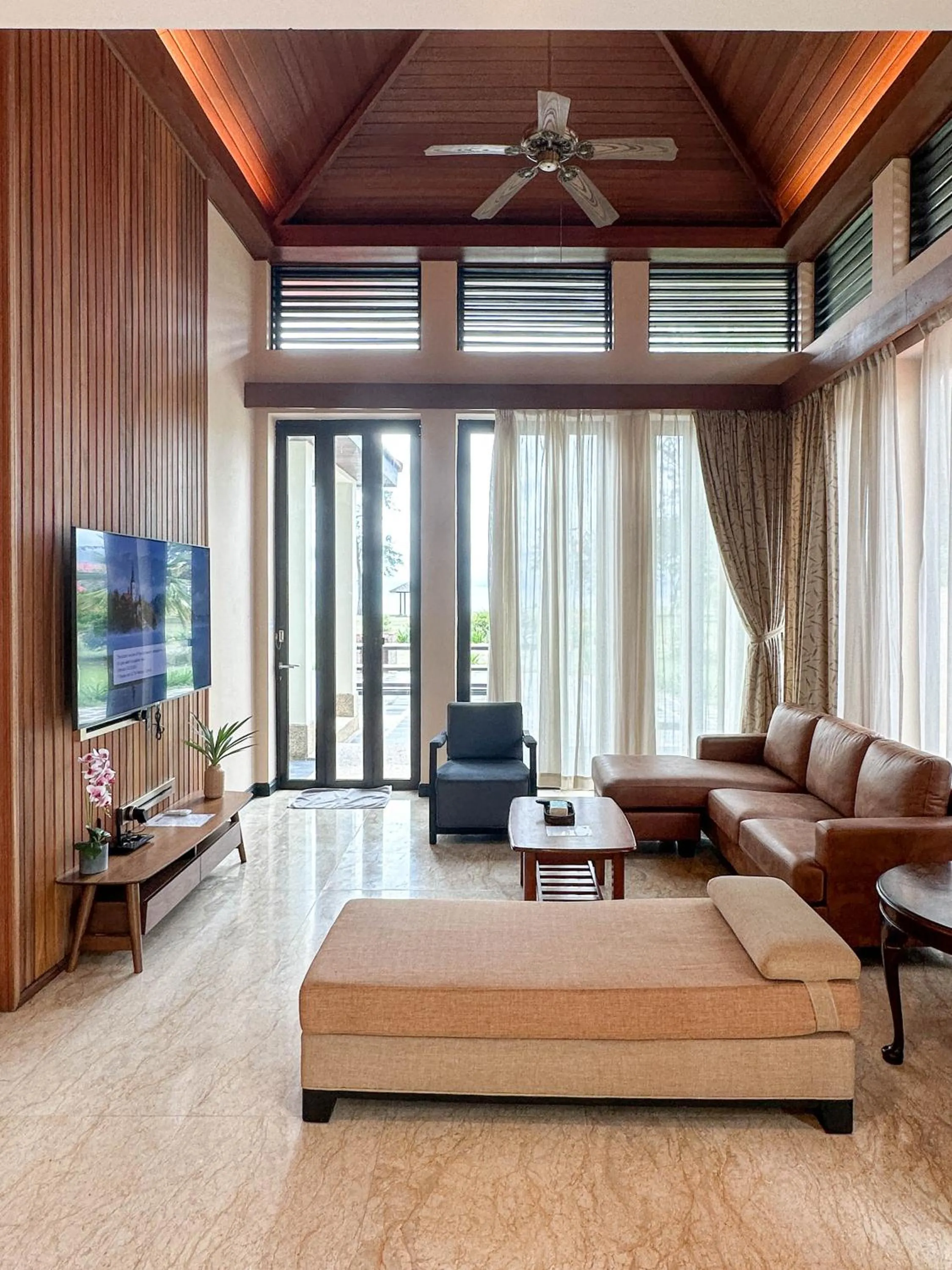 Living room in Bonheur at Karambunai