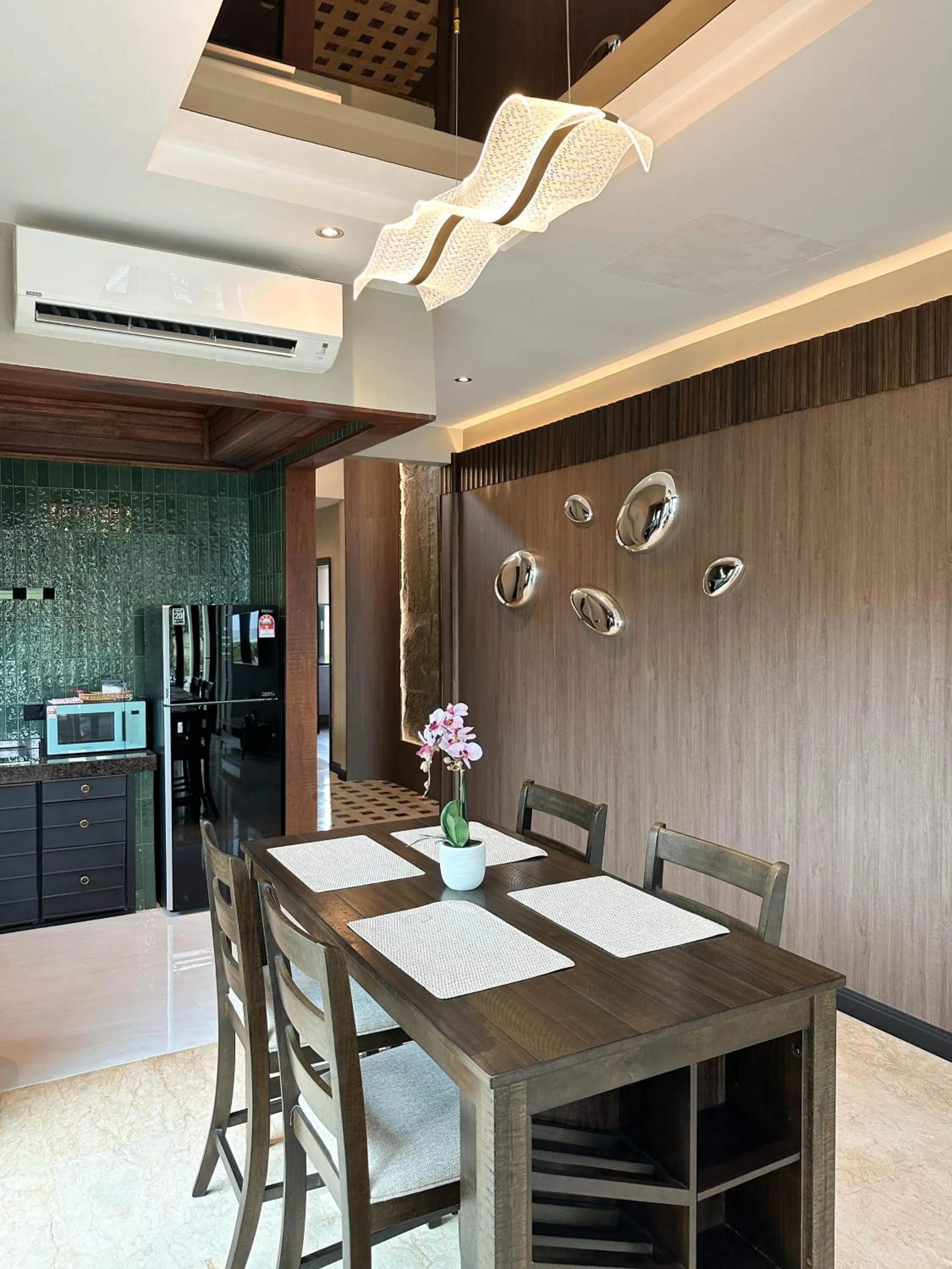 Kitchen or kitchenette in Bonheur at Karambunai