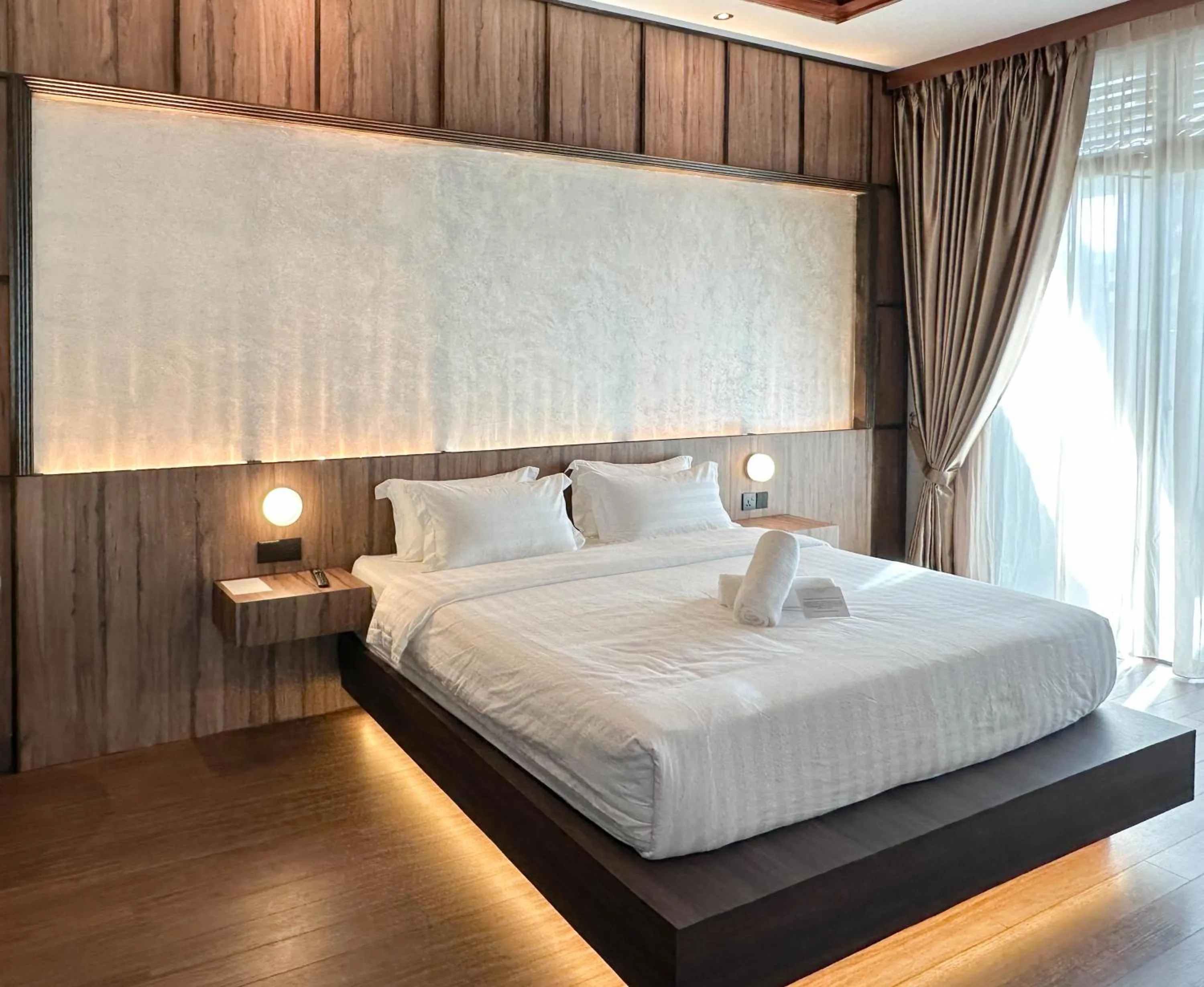 Bed in Bonheur at Karambunai