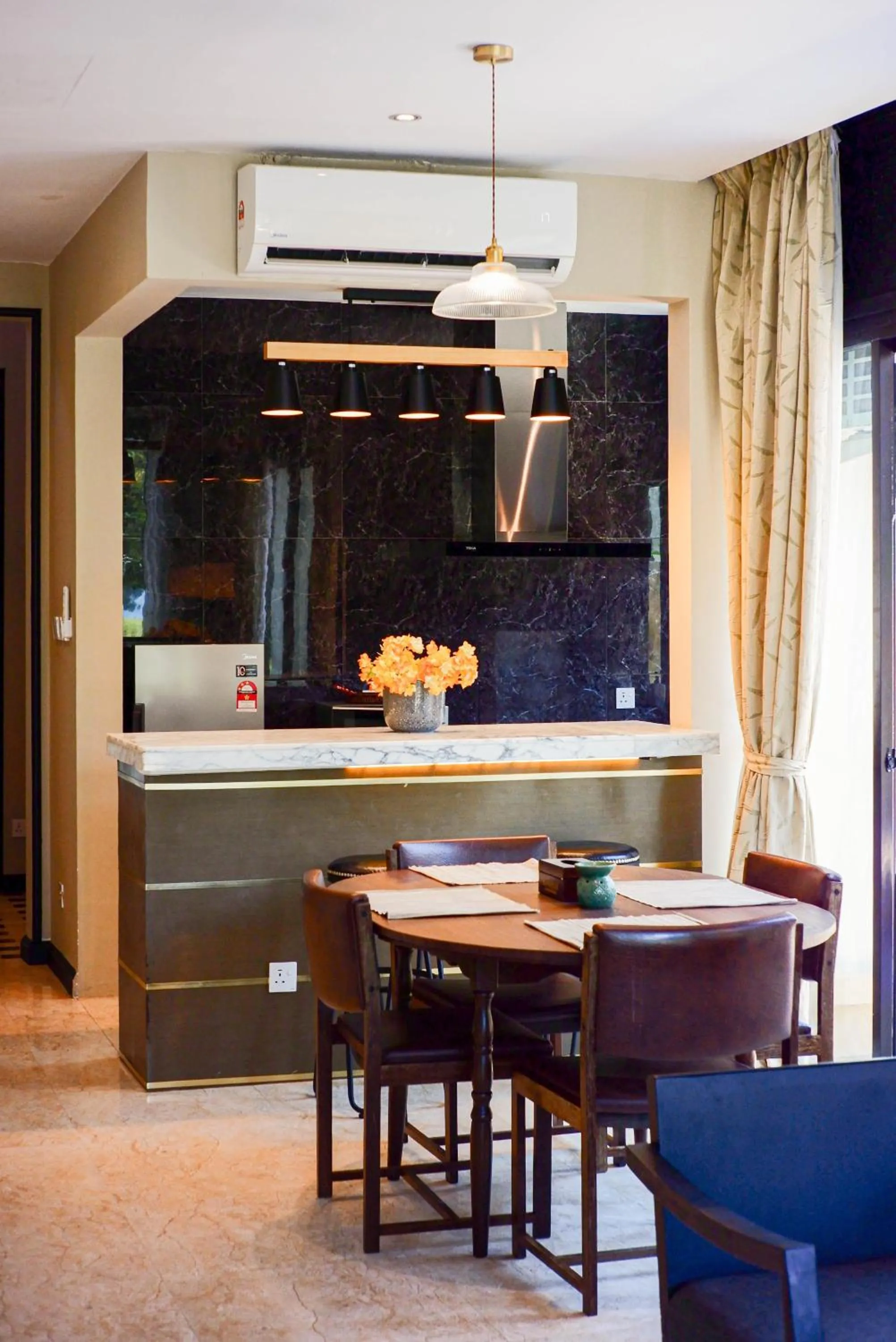 Kitchen or kitchenette in Bonheur at Karambunai