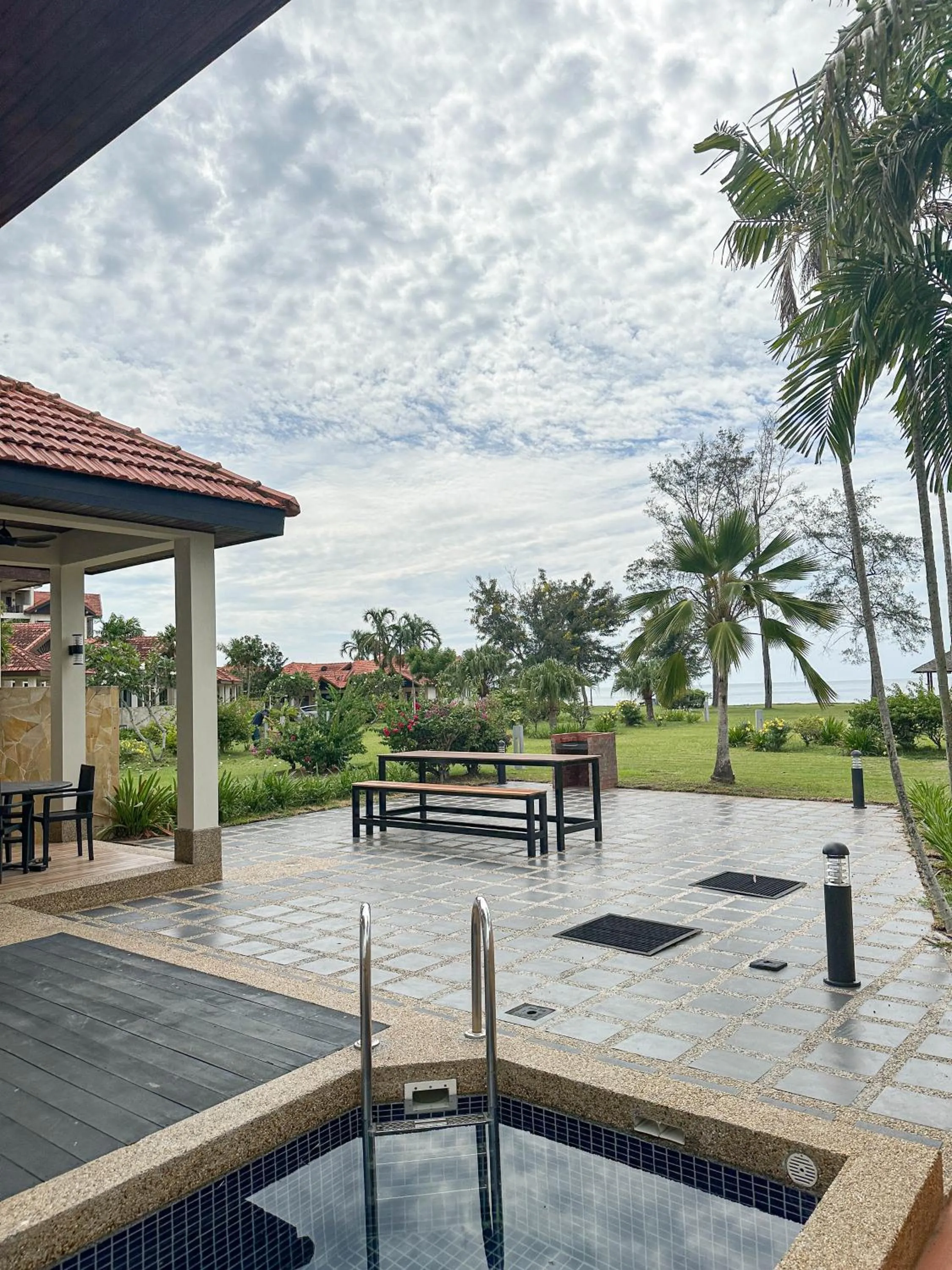 Patio in Bonheur at Karambunai
