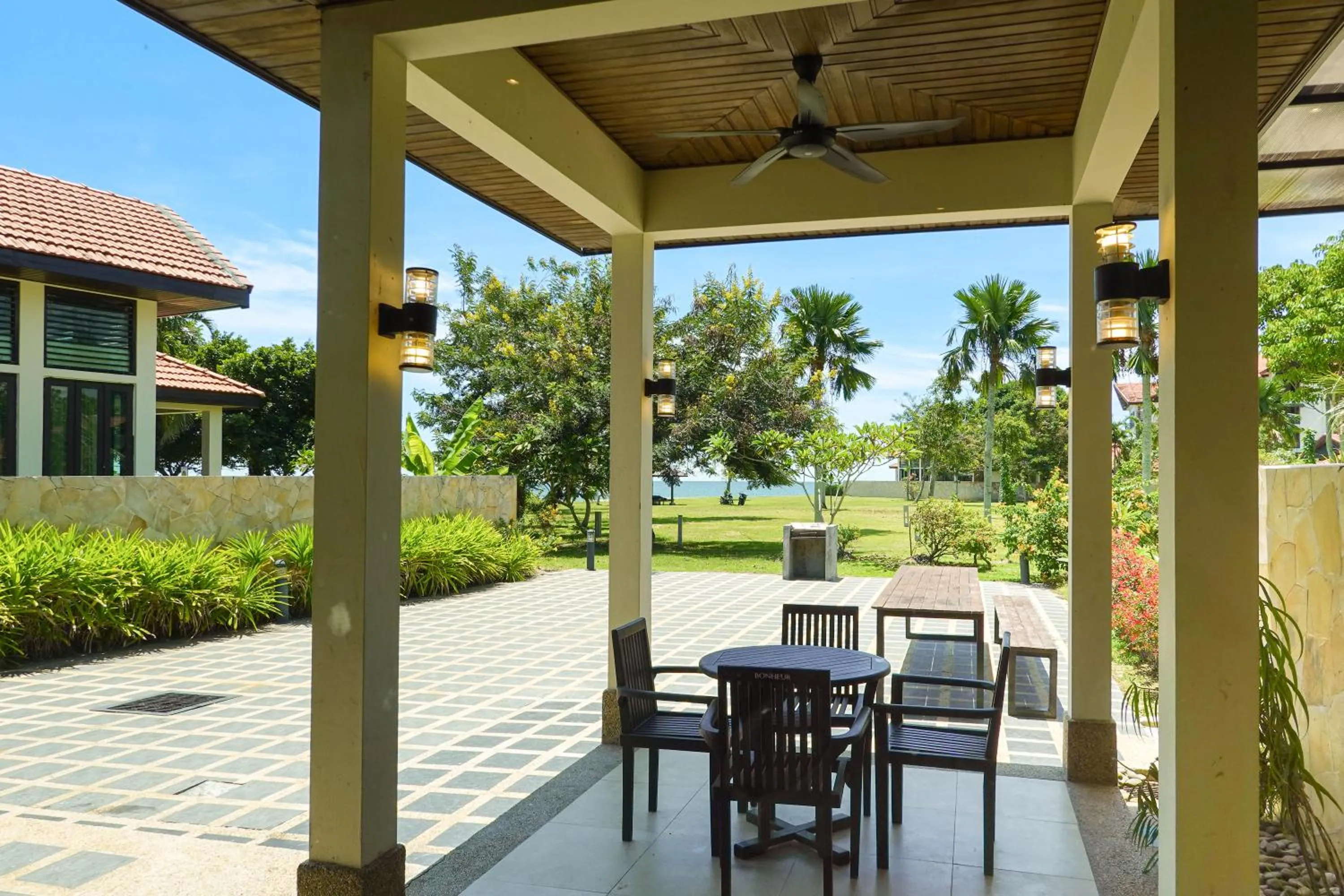 Patio in Bonheur at Karambunai