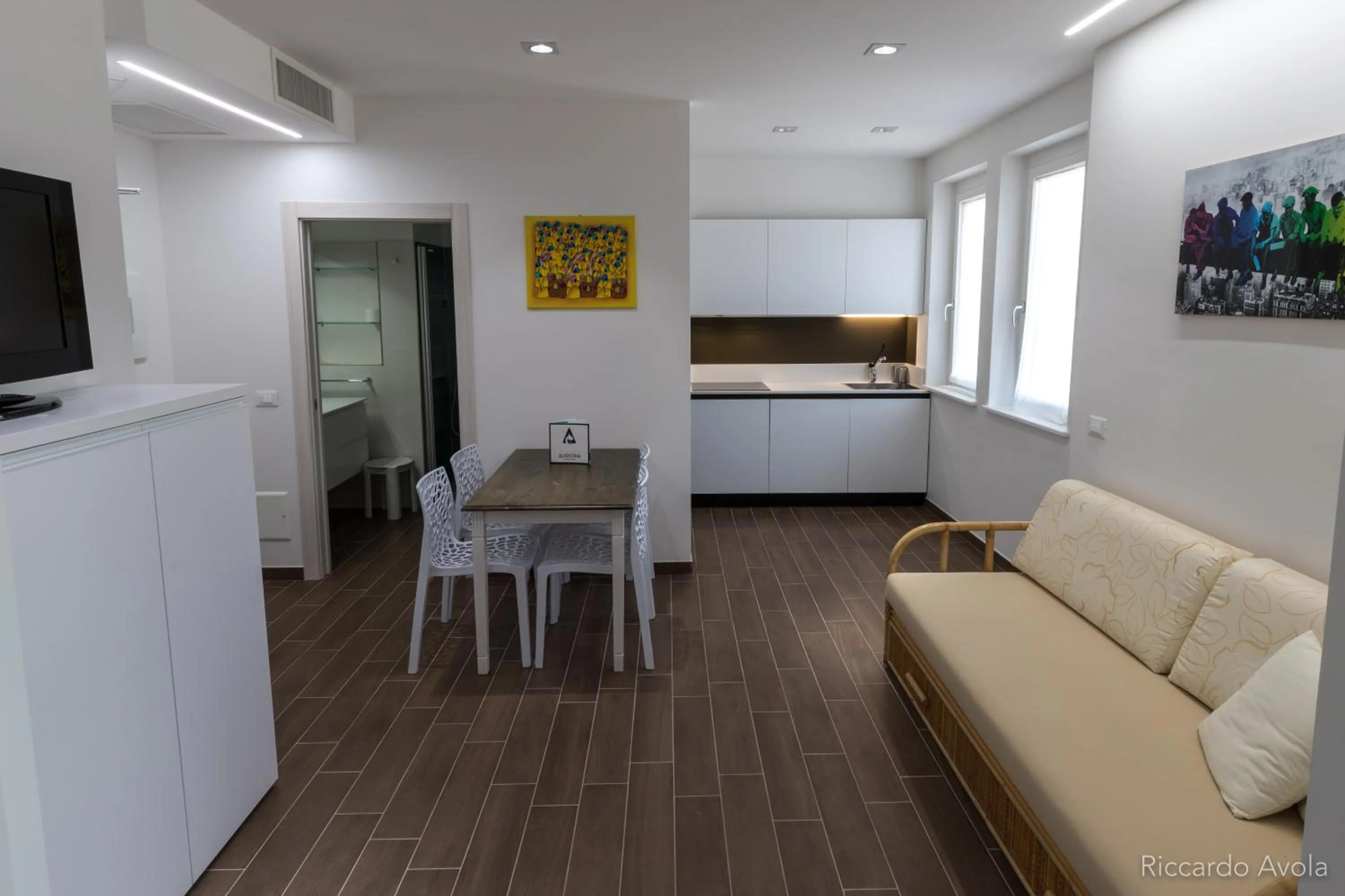 Kitchen or kitchenette in Hotel Aurora & Appartamenti