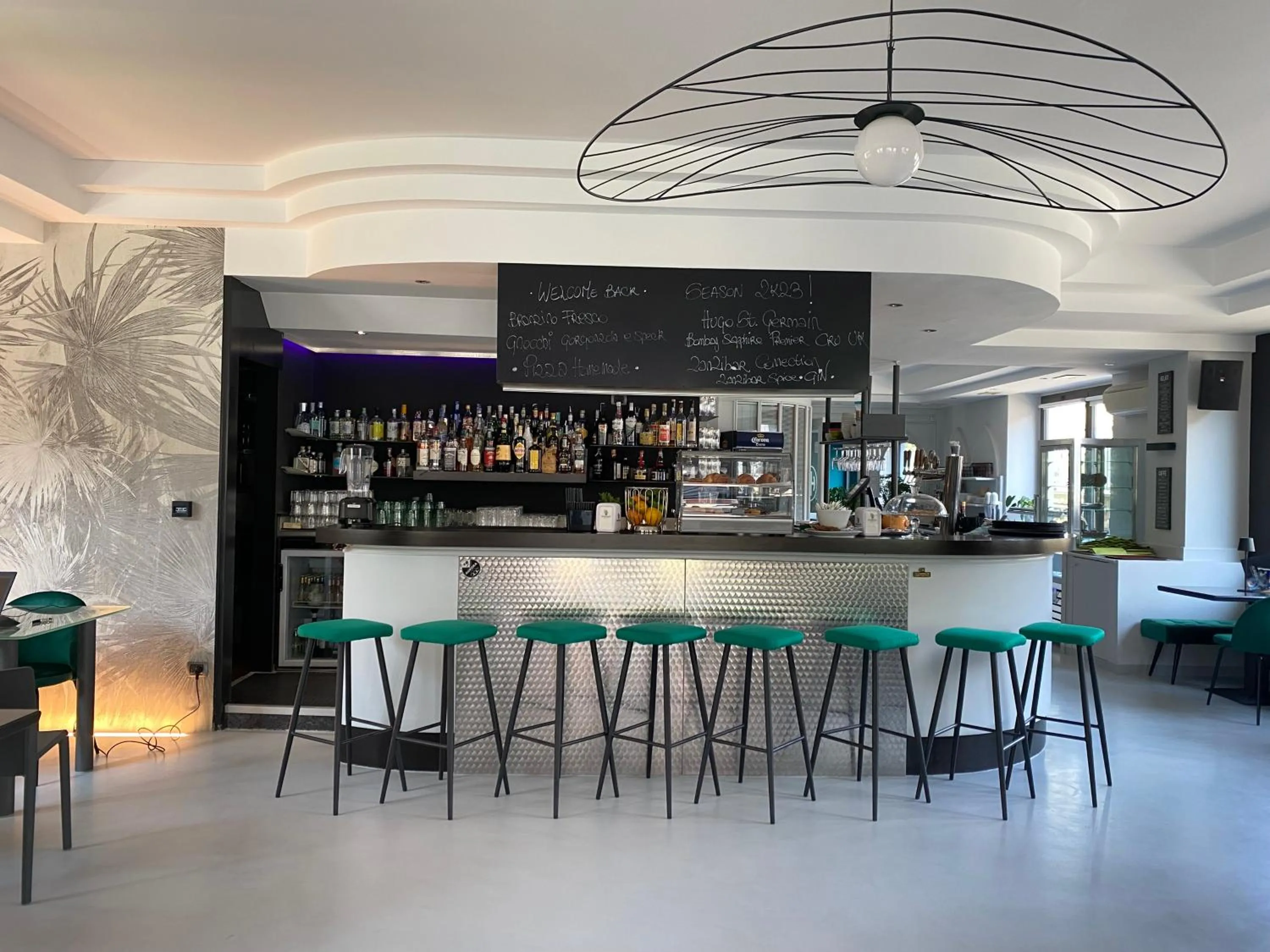 Restaurant/places to eat in Hotel Aurora & Appartamenti