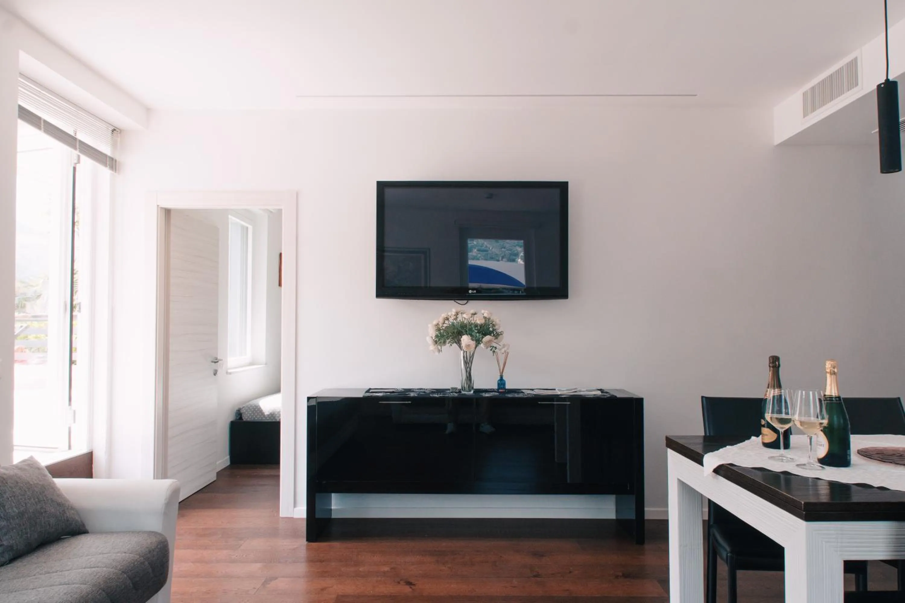 TV and multimedia in Hotel Aurora & Appartamenti