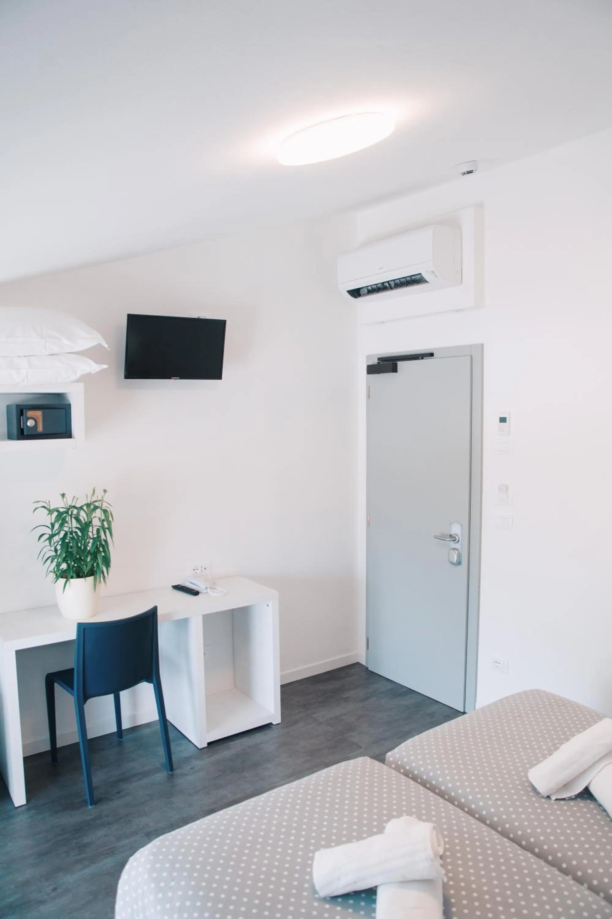 TV and multimedia, Bed in Hotel Aurora & Appartamenti