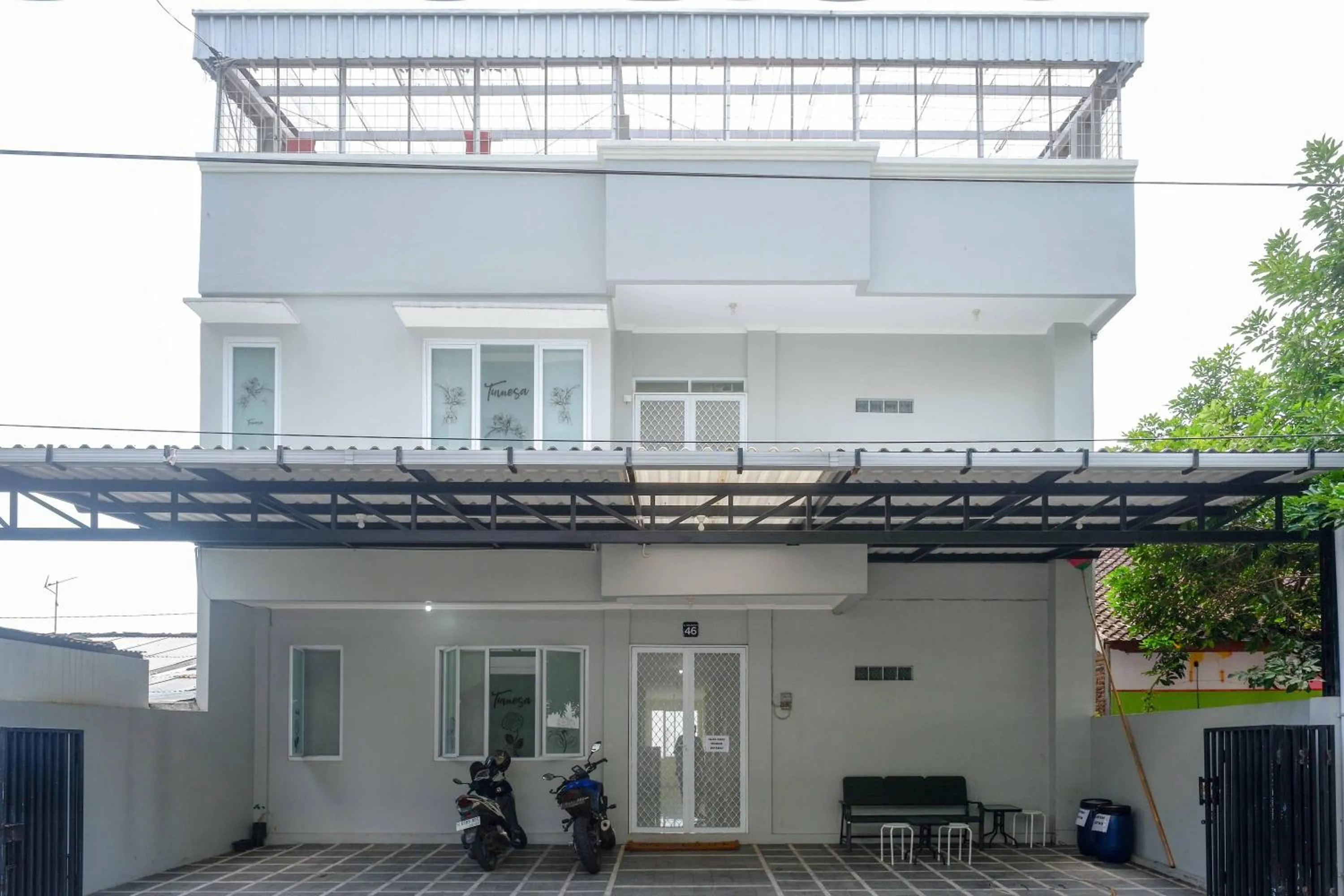 Property building in RedDoorz Syariah near Gerbang Tol Krapyak 2 Semarang