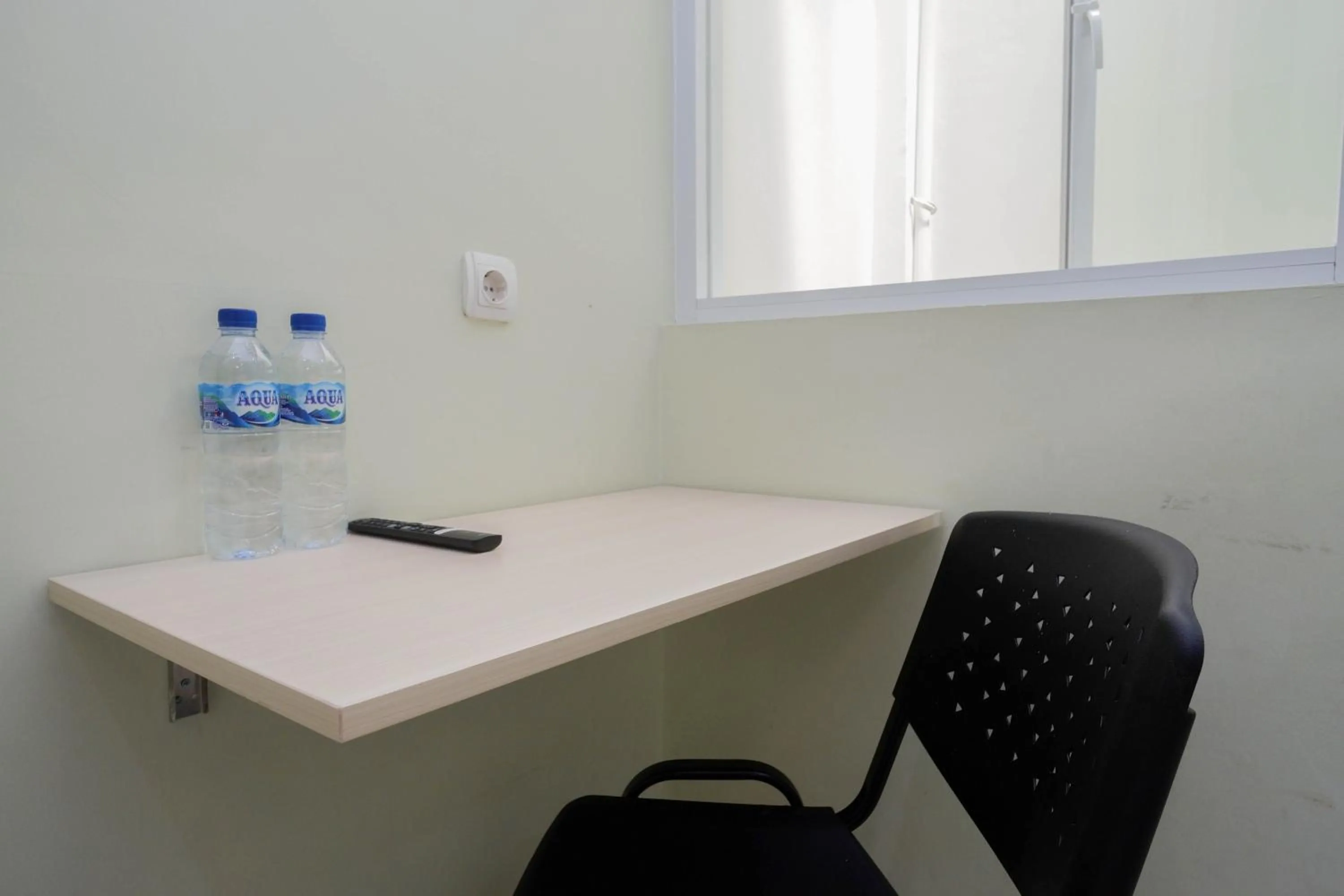 Bedroom in RedDoorz Syariah near Gerbang Tol Krapyak 2 Semarang