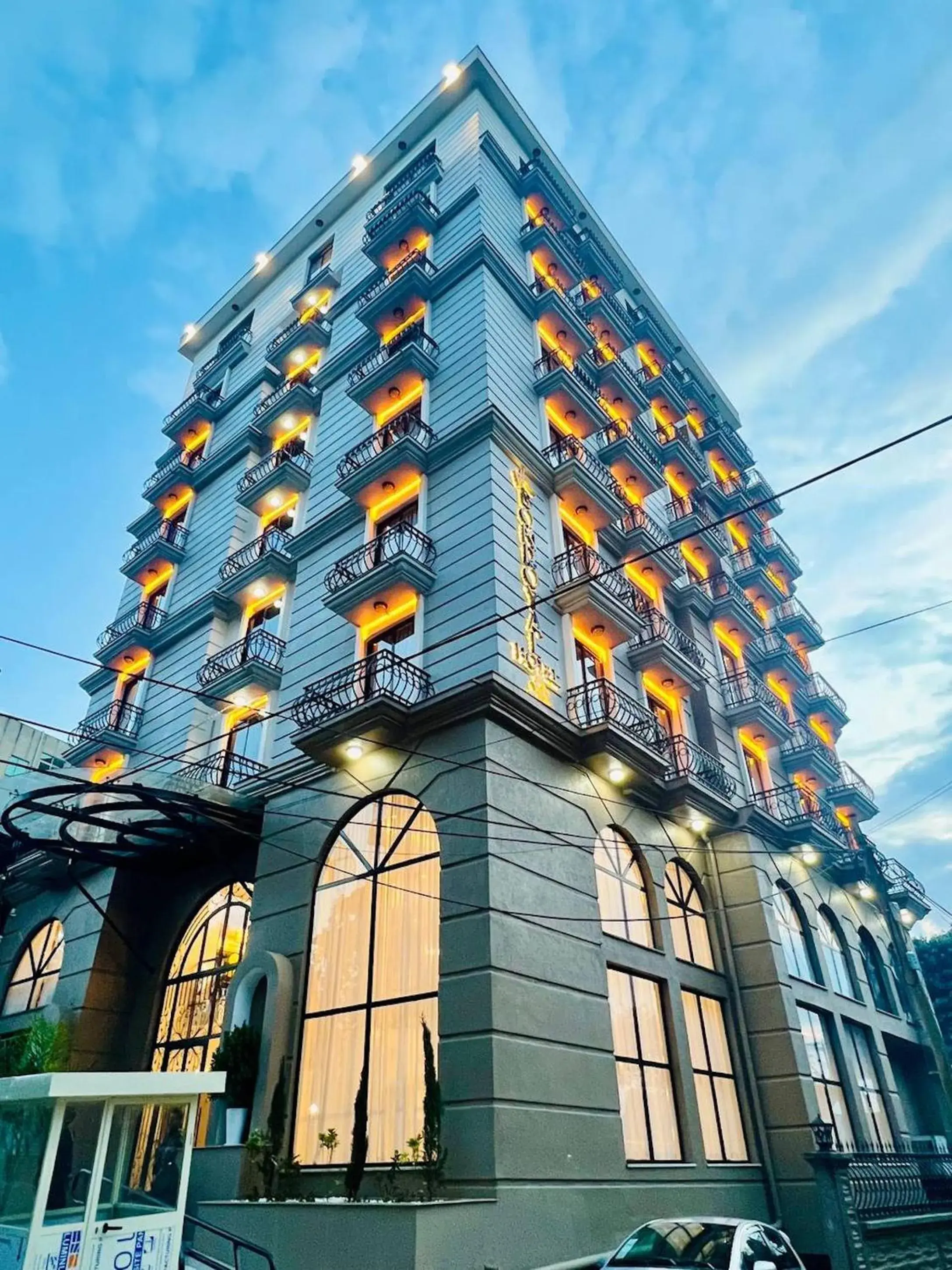 Property building in TH BonRoyal Hotel Property building in TH BonRoyal Hotel