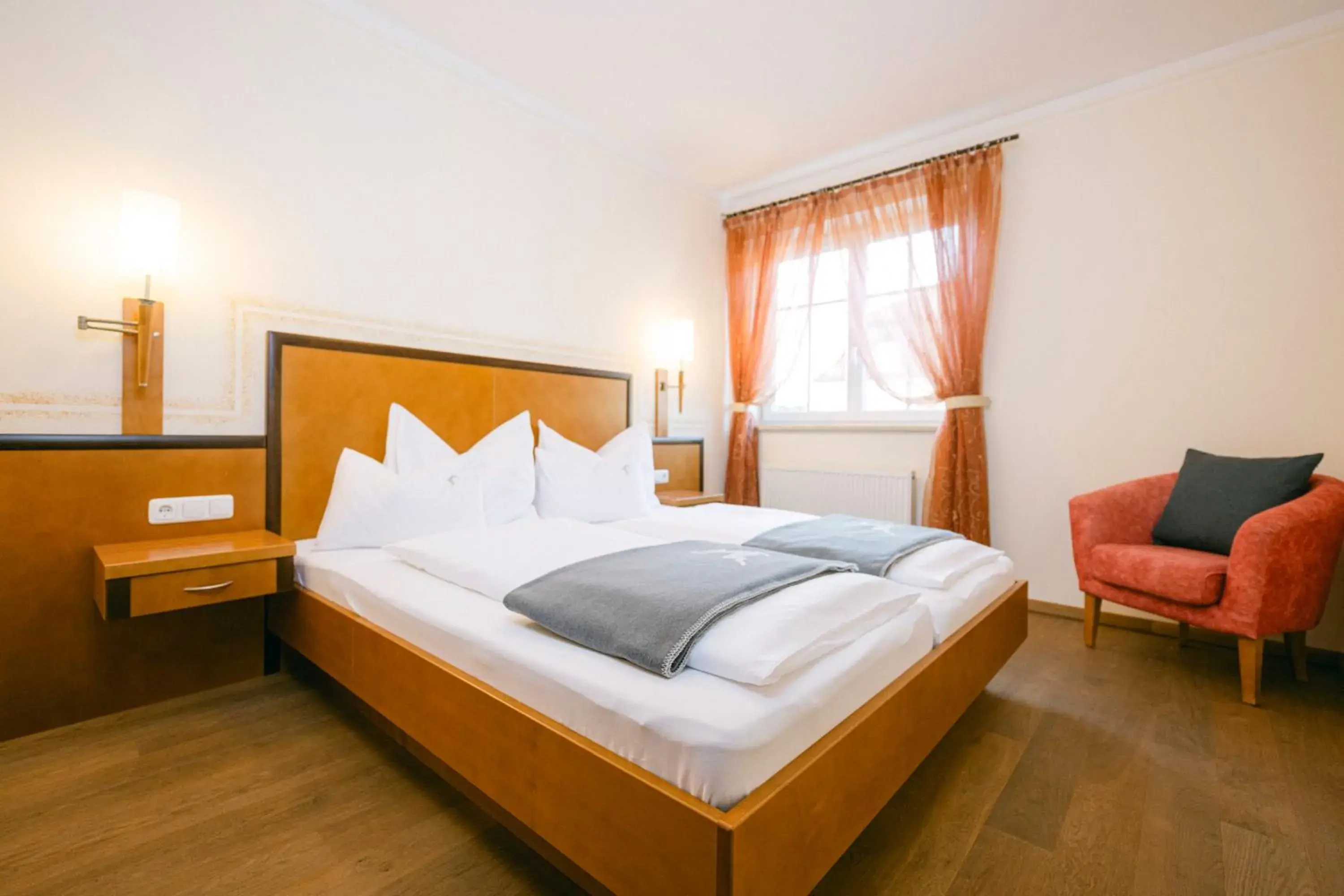 Family Room (2 Adults + 1 Child) in Gasthof Hotel Jägerwirt Family Room (2 Adults + 1 Child) in Gasthof Hotel Jägerwirt