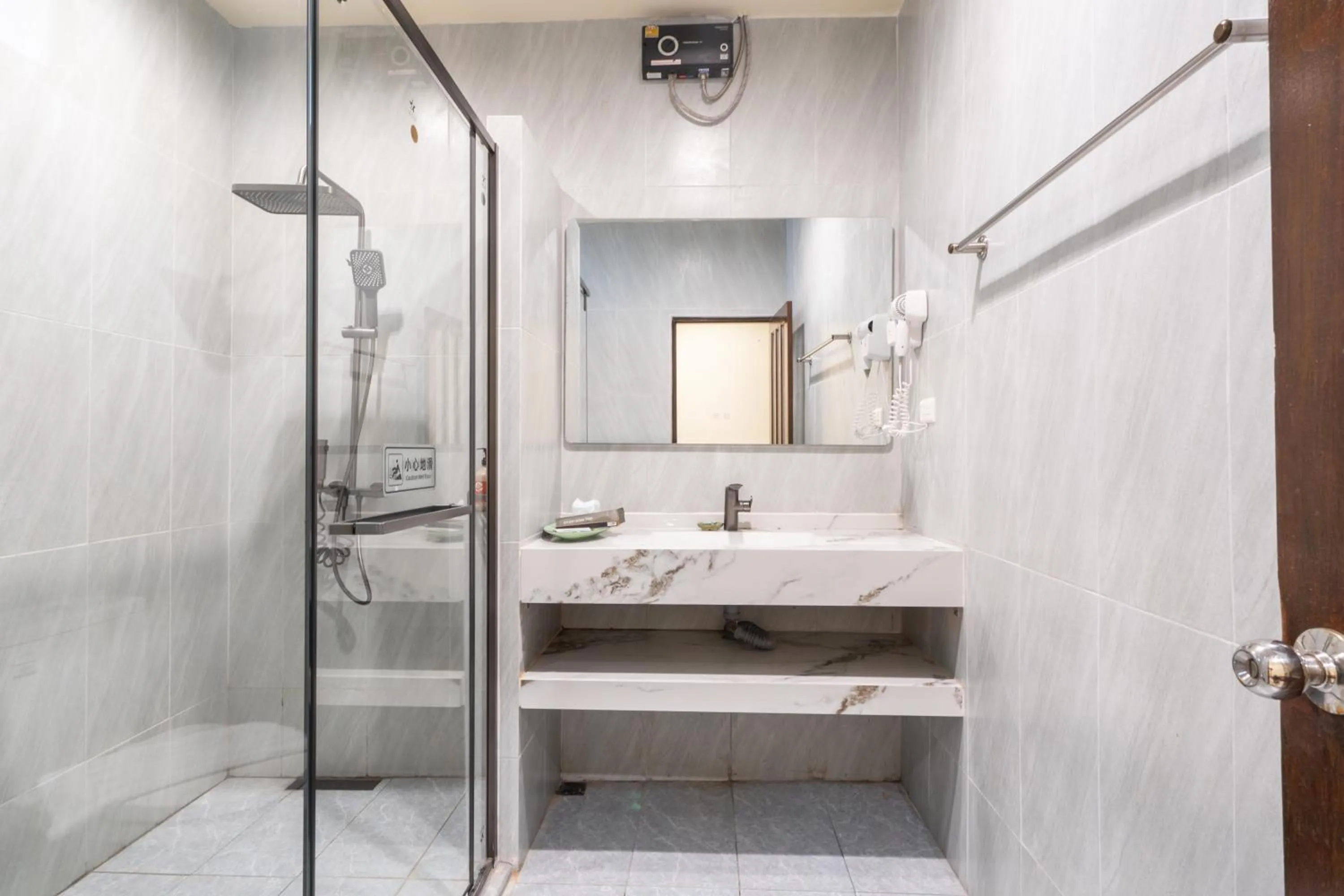 Shower in Phuket Leelavadee Hua Ting Resort