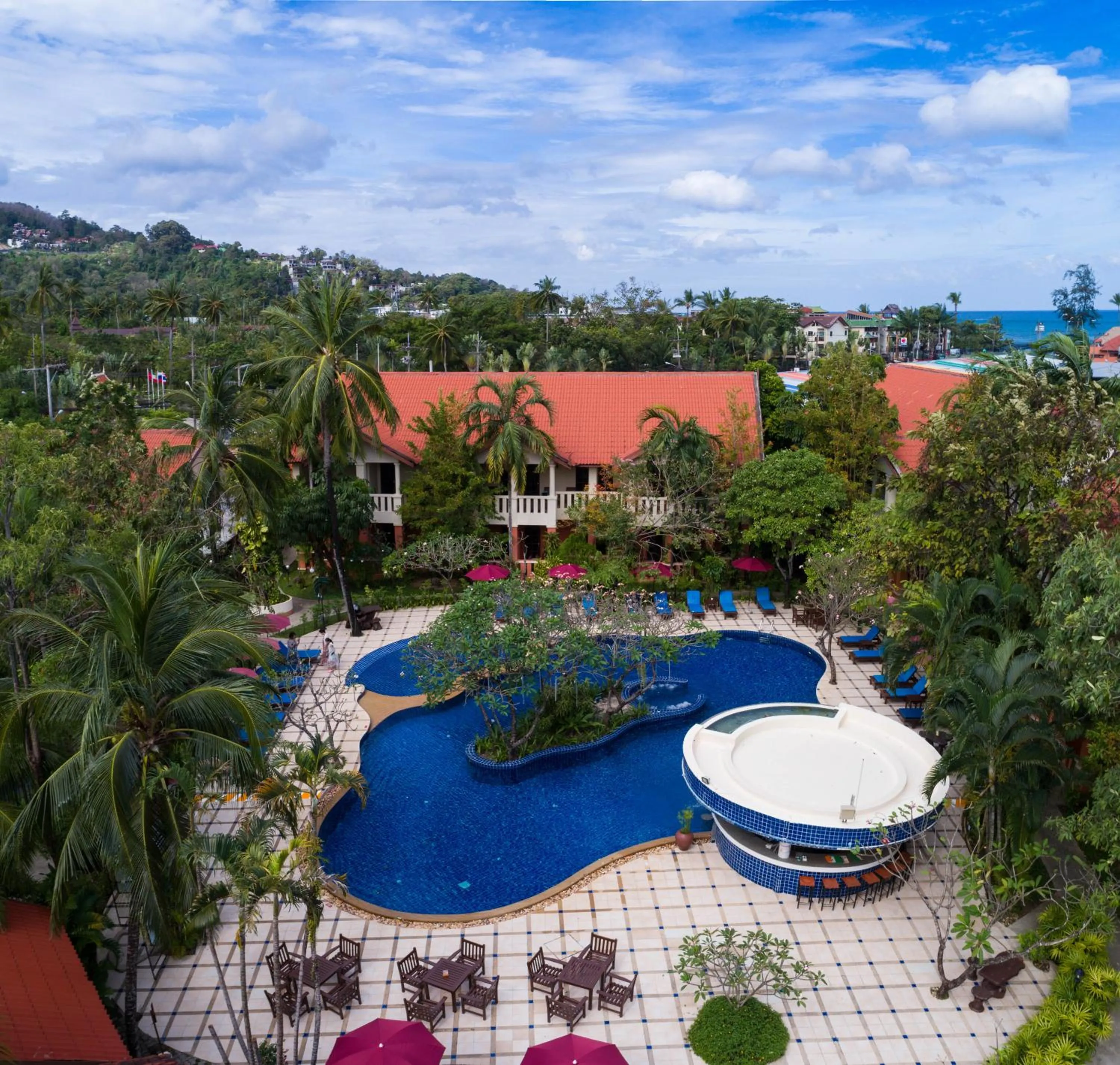 Property building in Phuket Leelavadee Hua Ting Resort