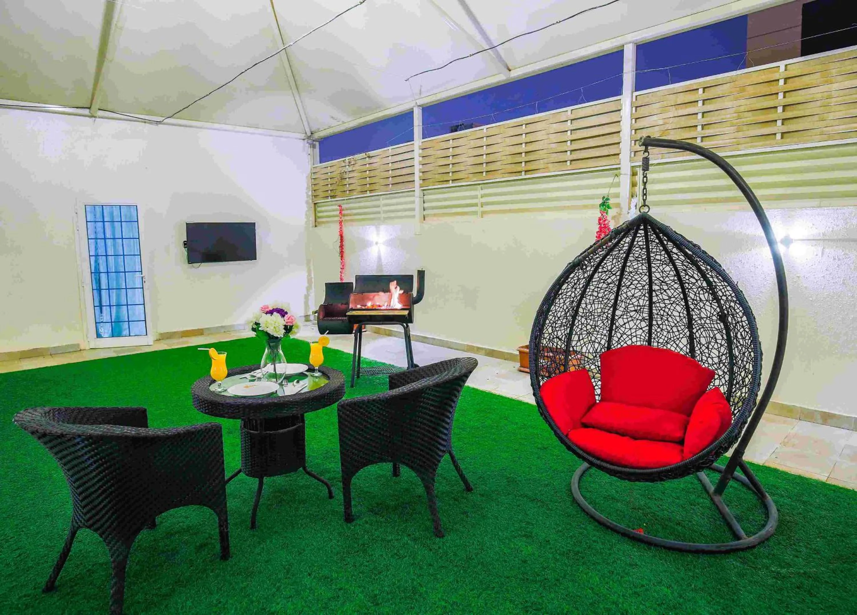 Garden in Rest Night Serviced Apartments- AlHamra