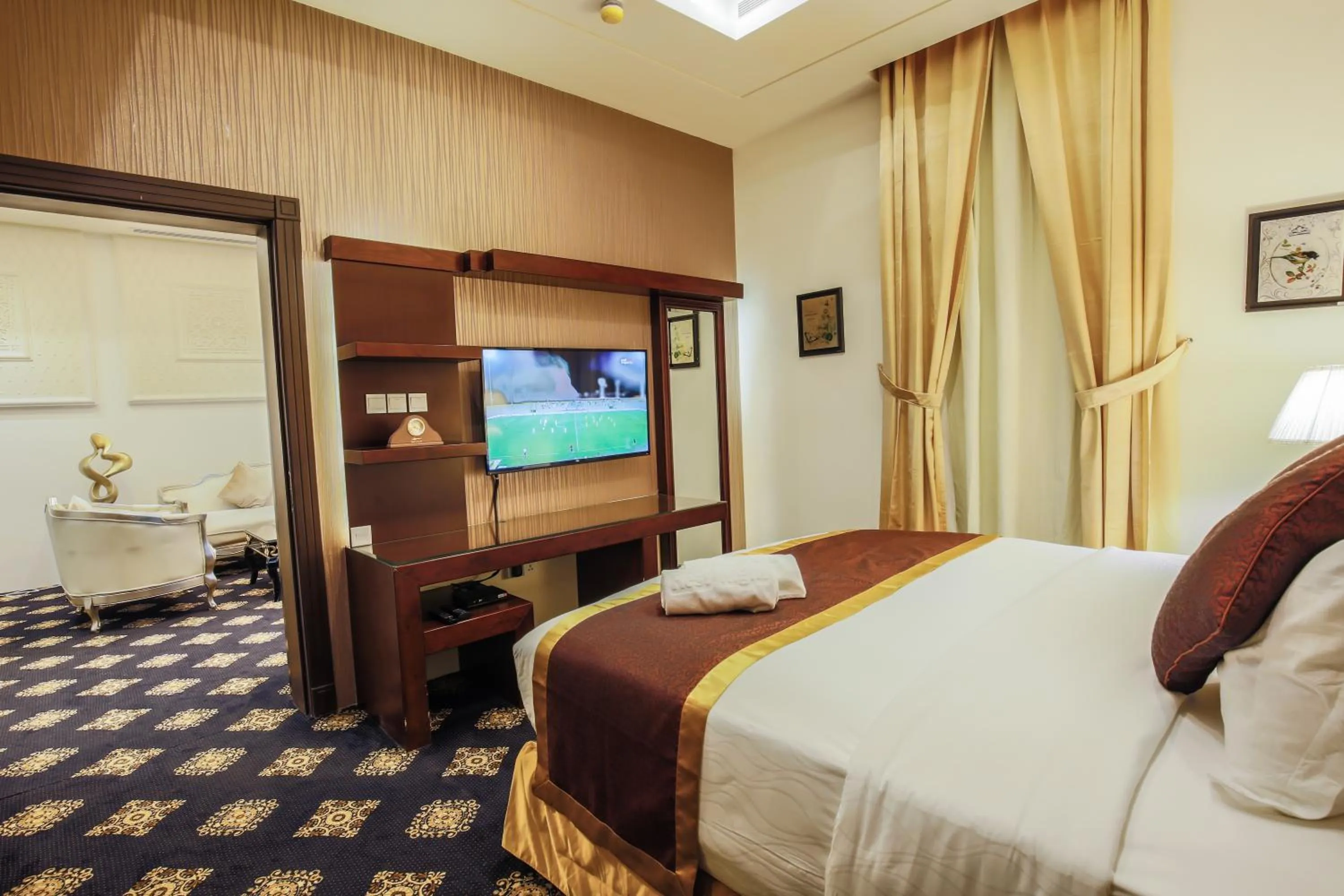 Photo of the whole room, Bed in Rest Night Serviced Apartments- AlHamra