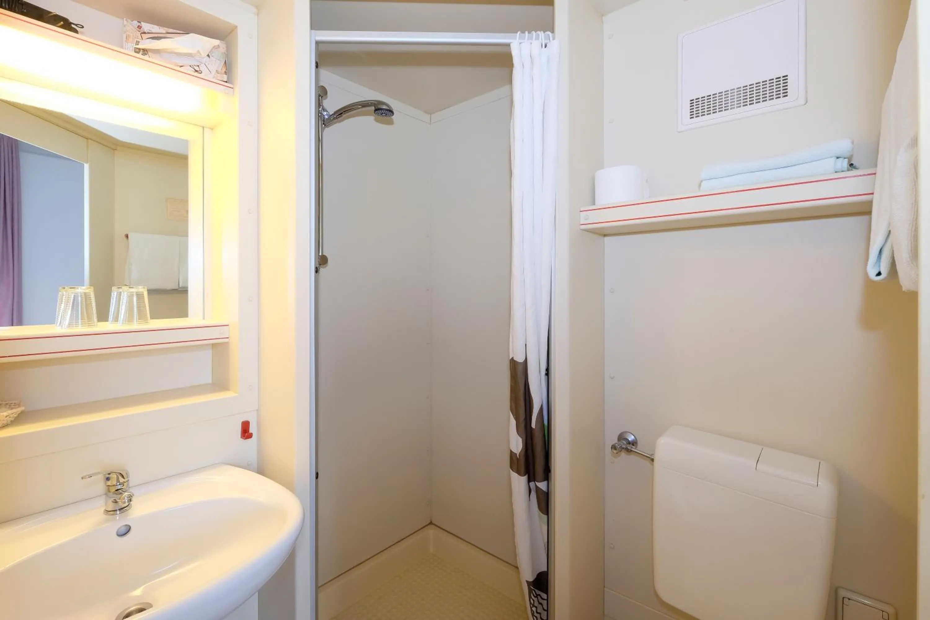 Bathroom in Hotel Brockenscheideck