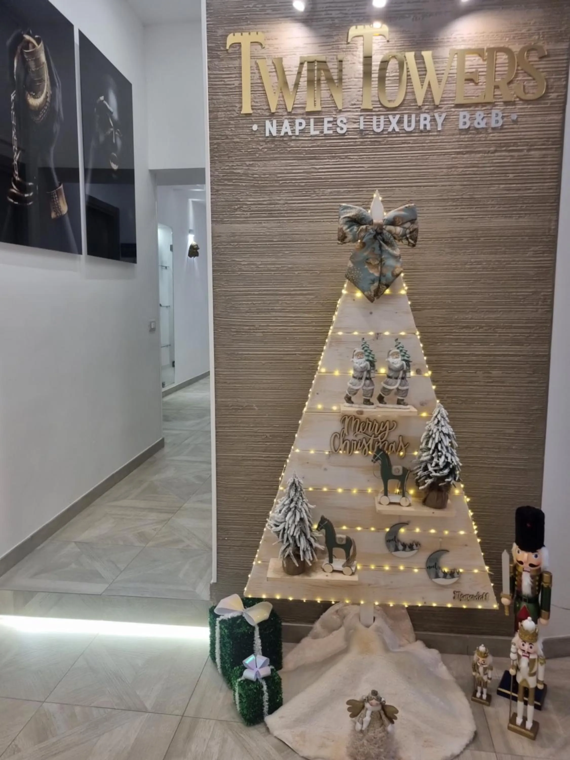 Twin Towers Naples Luxury