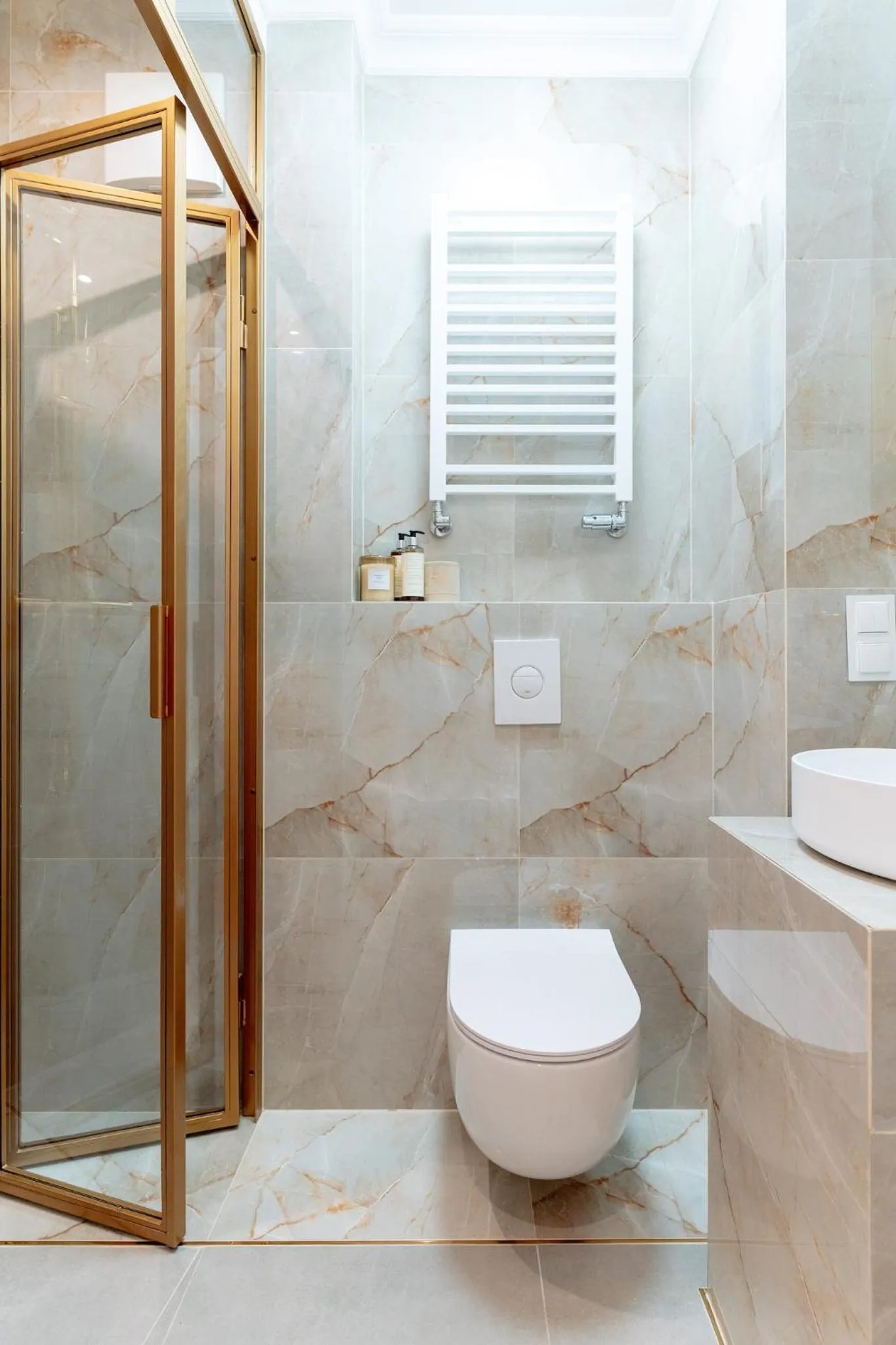 Bathroom in Warsaw Story - LoftAffair Collection