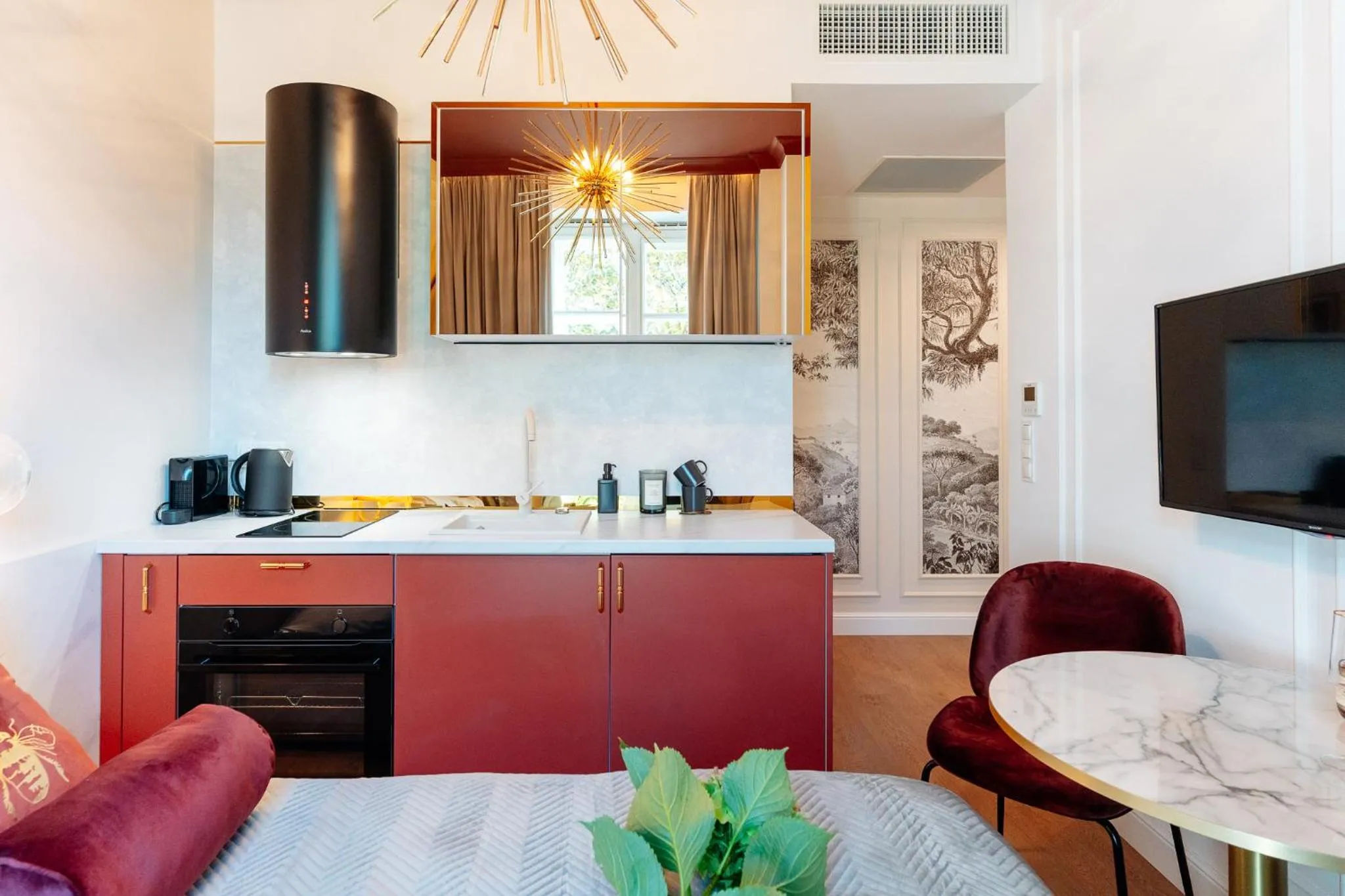 TV and multimedia in Warsaw Story - LoftAffair Collection