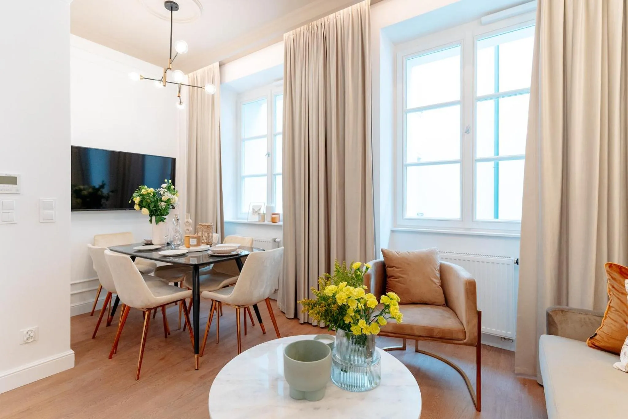 Dining area in Warsaw Story - LoftAffair Collection