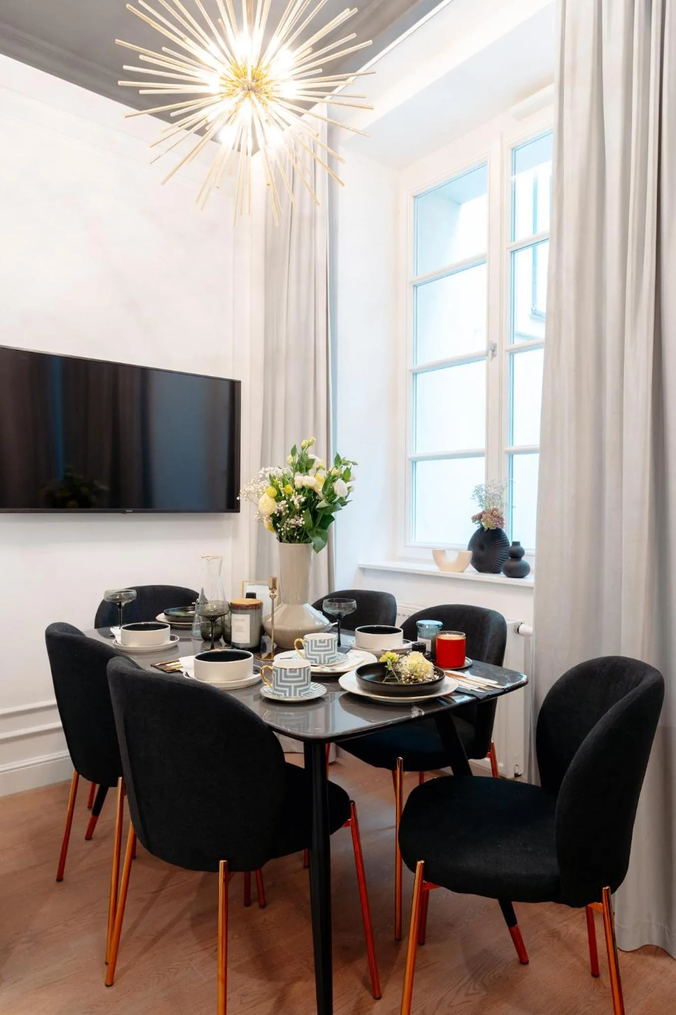 Dining area in Warsaw Story - LoftAffair Collection