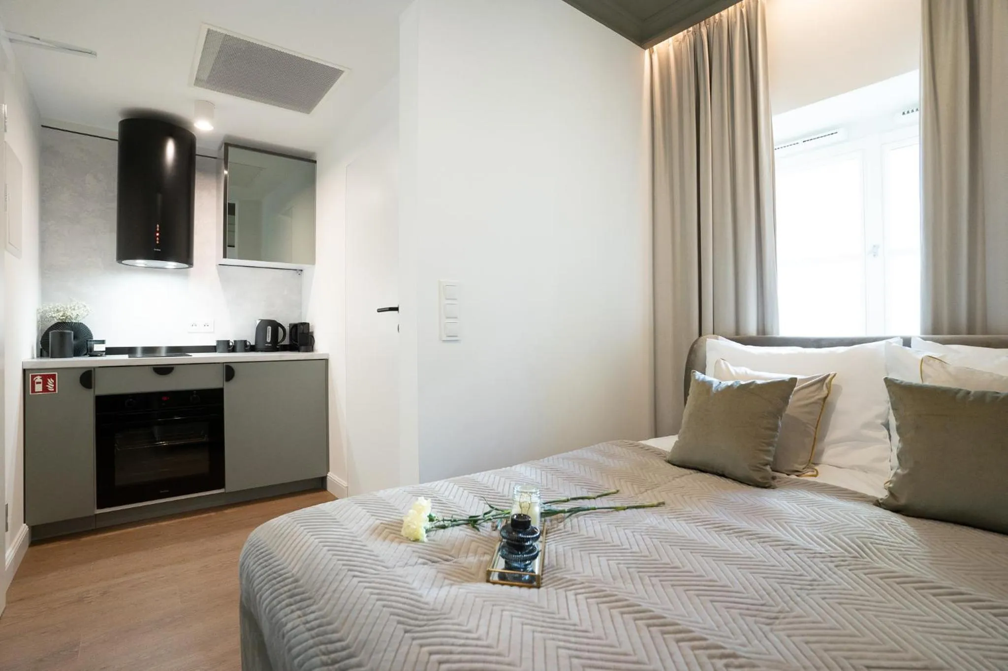 Bed in Warsaw Story - LoftAffair Collection