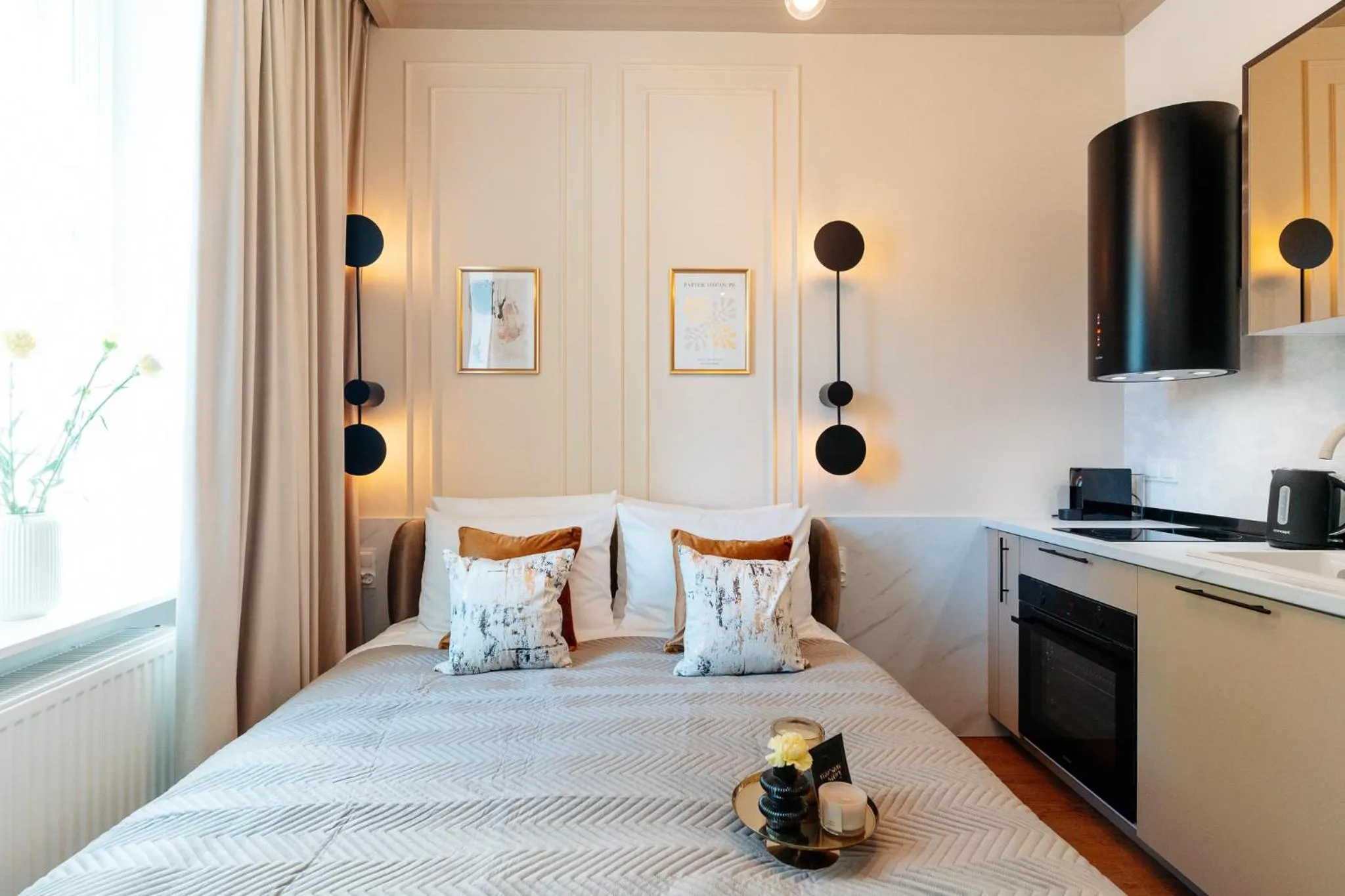 Bed in Warsaw Story - LoftAffair Collection