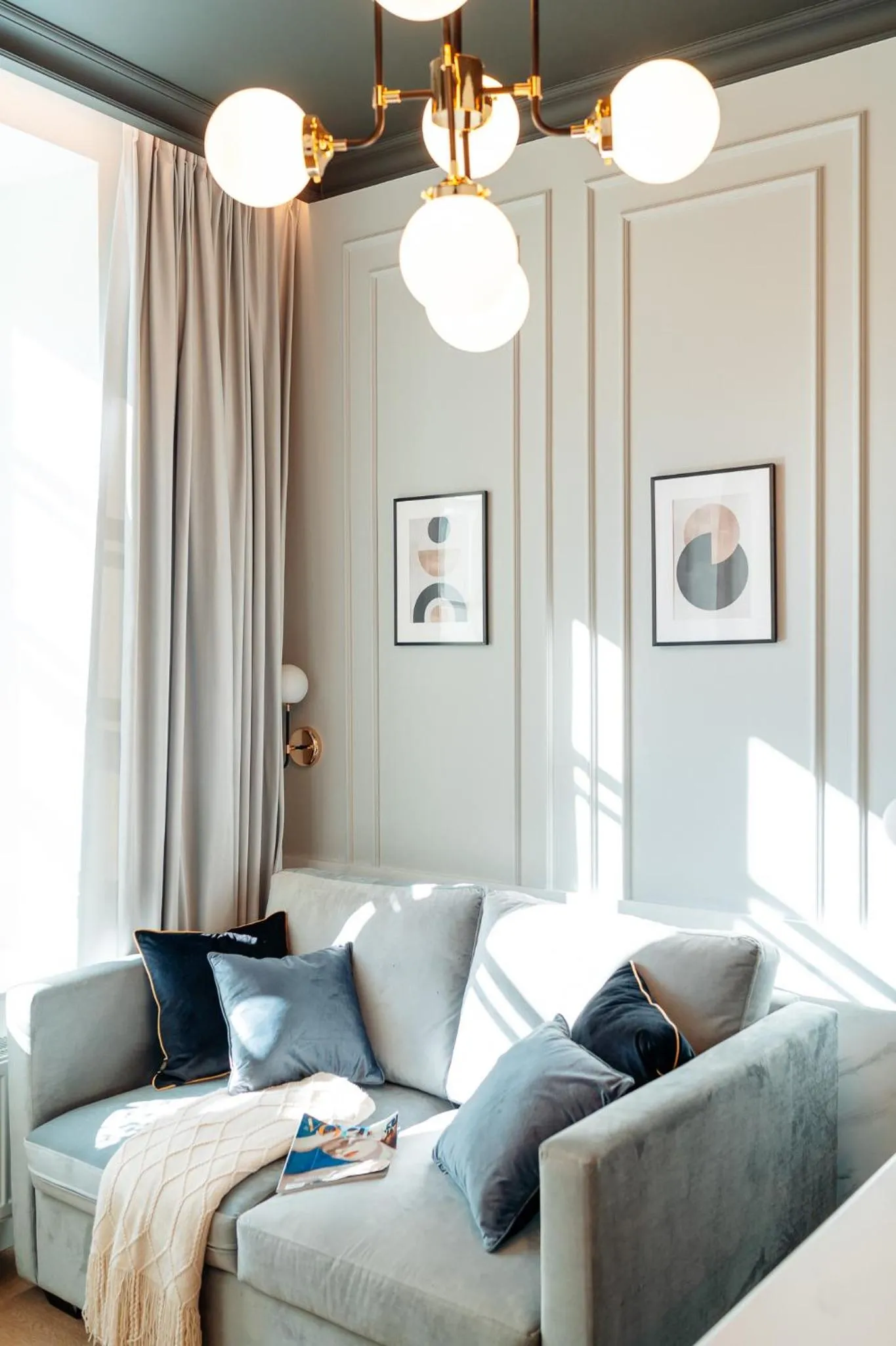 Bed in Warsaw Story - LoftAffair Collection