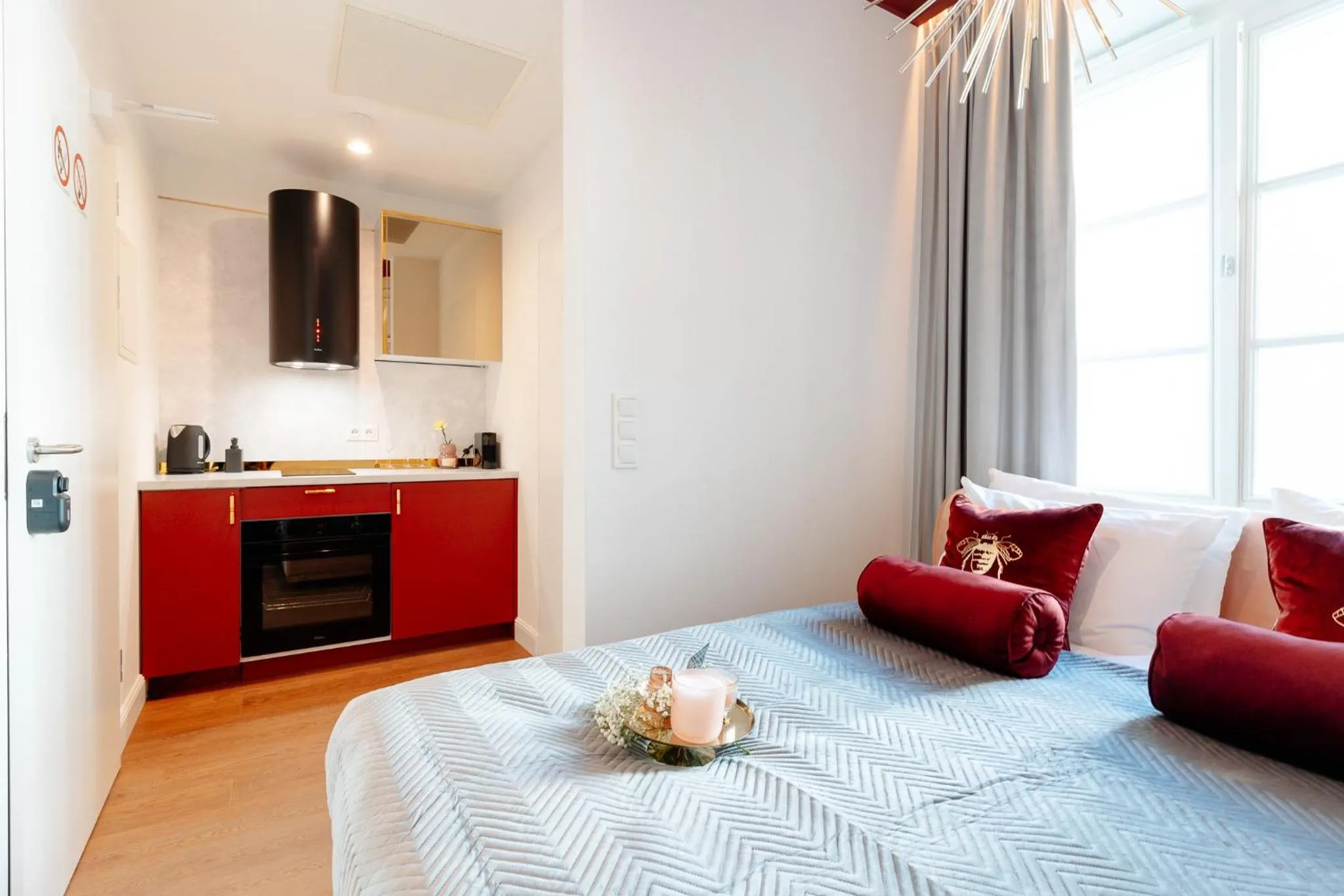 Bed in Warsaw Story - LoftAffair Collection