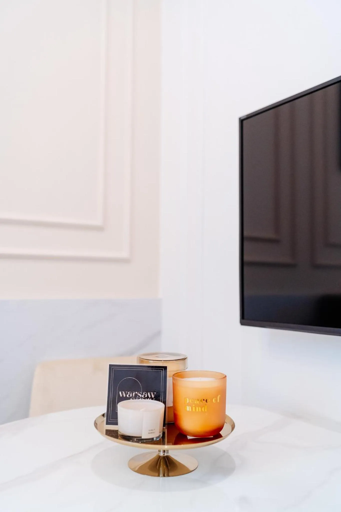 TV and multimedia in Warsaw Story - LoftAffair Collection