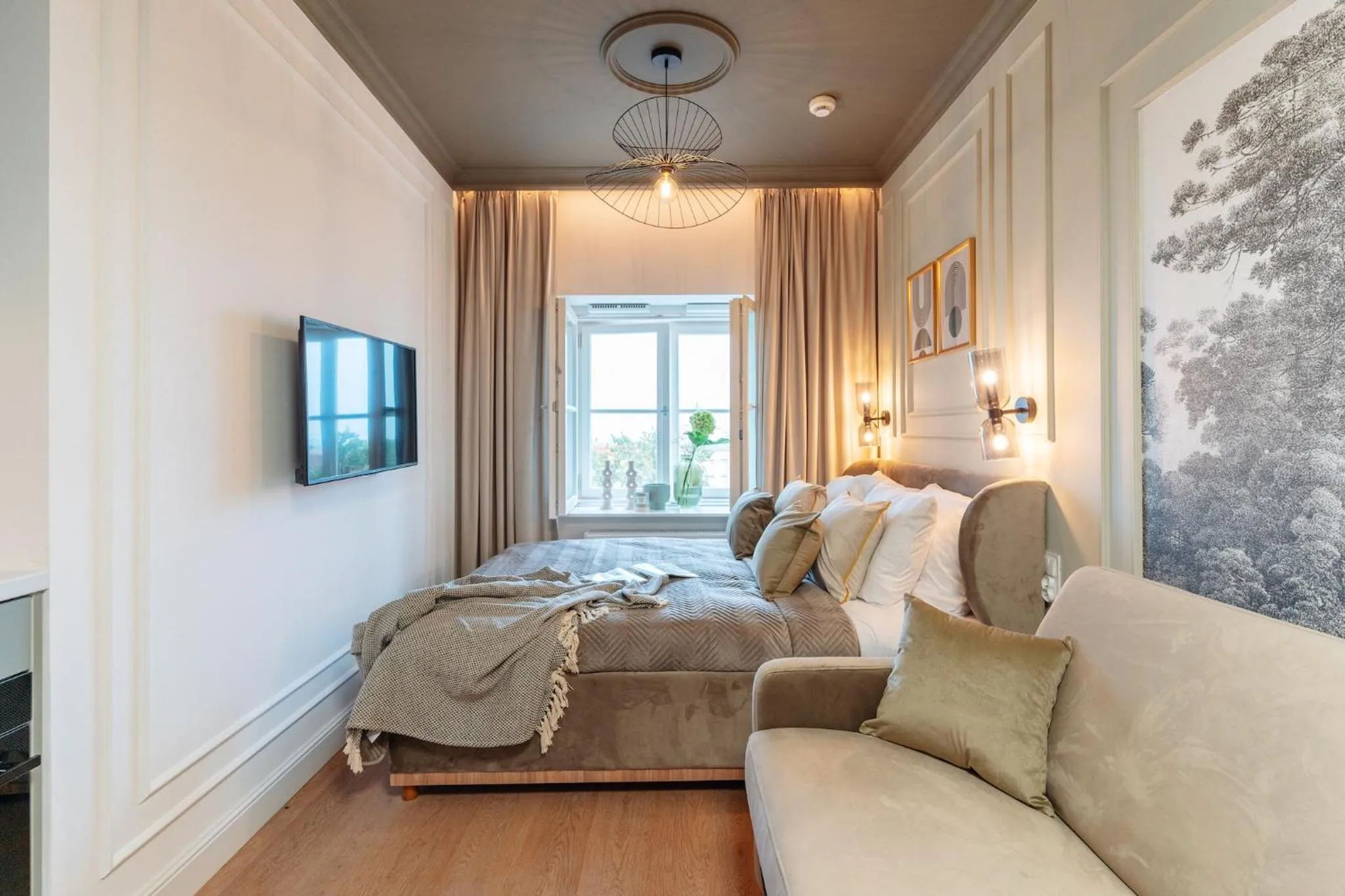 Photo of the whole room, Bed in Warsaw Story - LoftAffair Collection