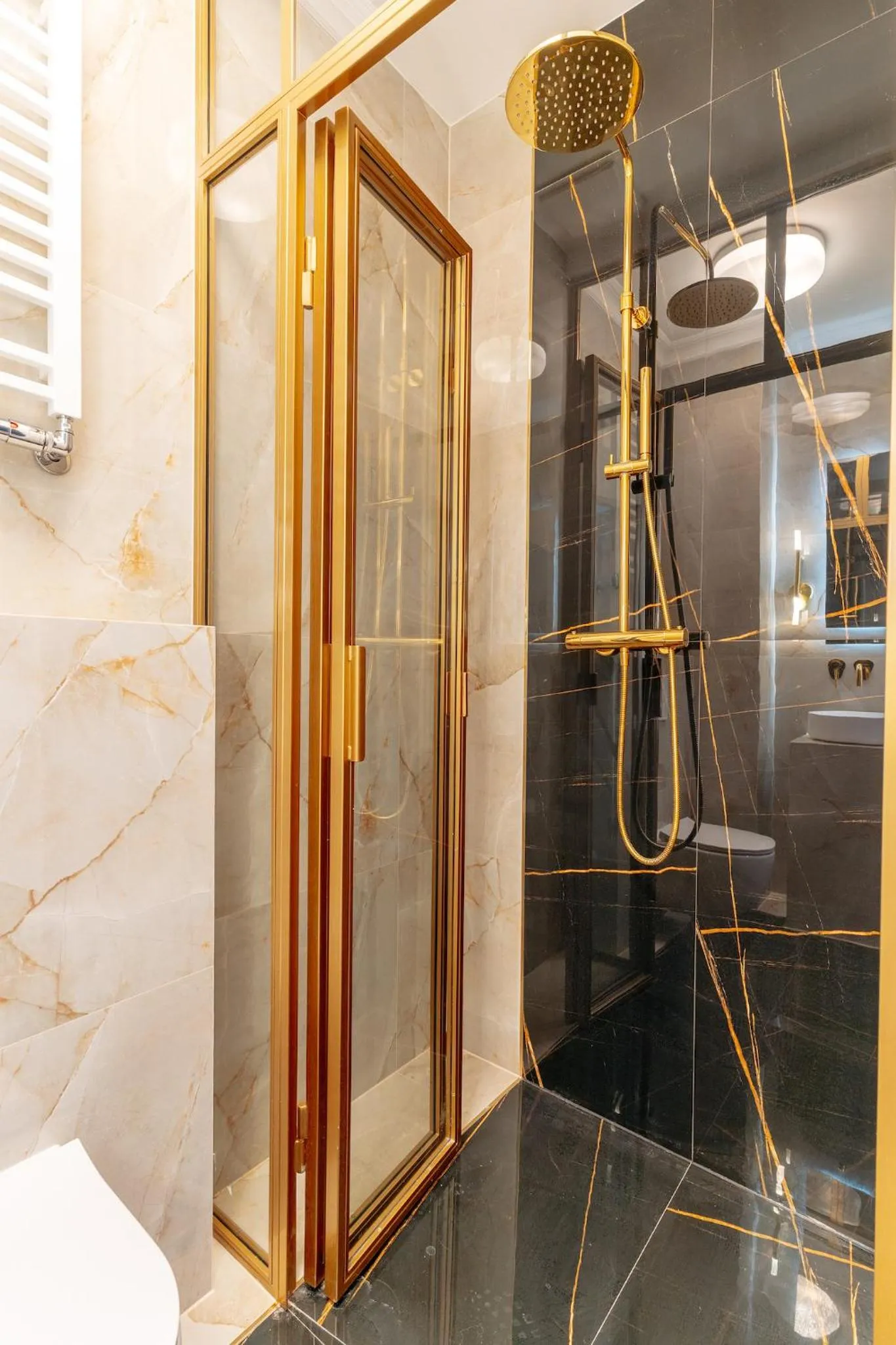 Bathroom in Warsaw Story - LoftAffair Collection