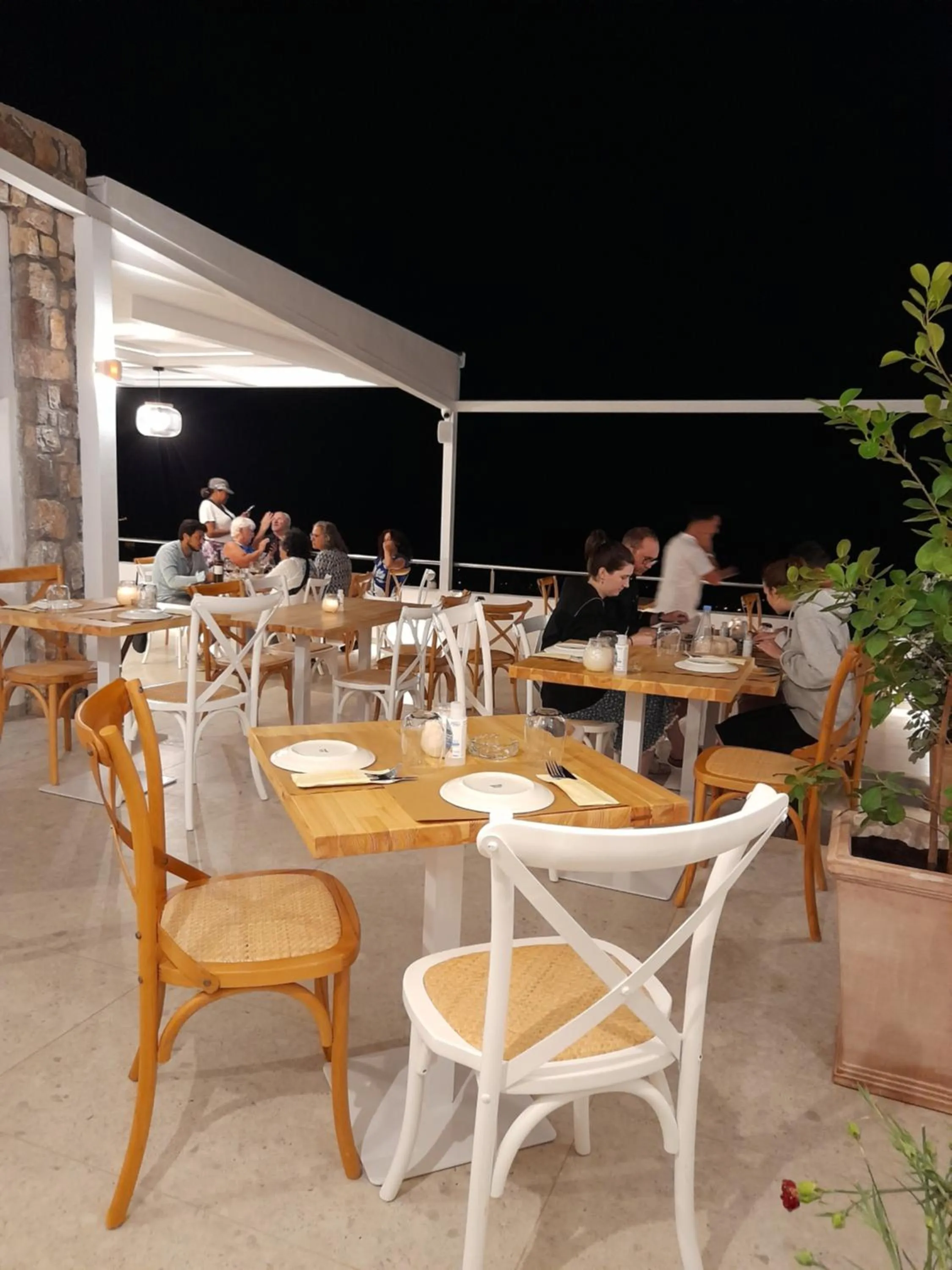 Restaurant/places to eat in Grande Murano