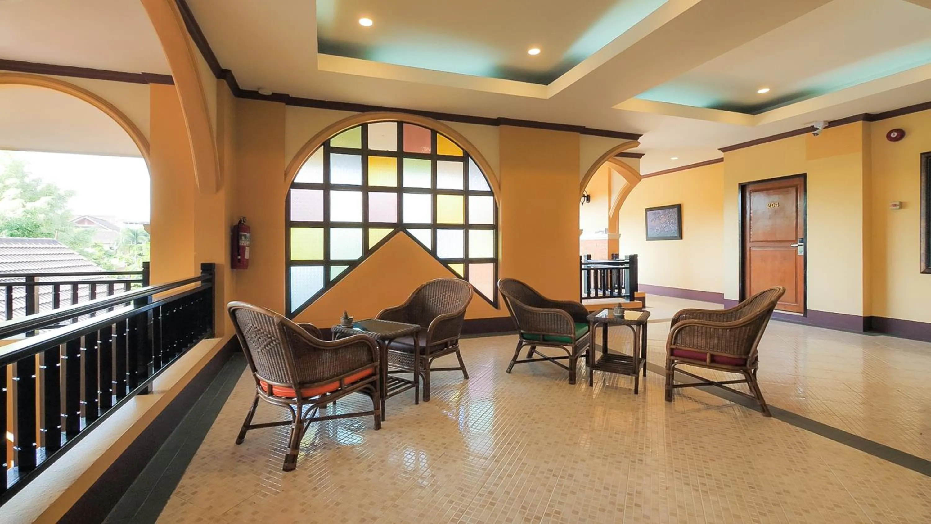 Seating area in Siam Avari Hotel, Chiang Rai