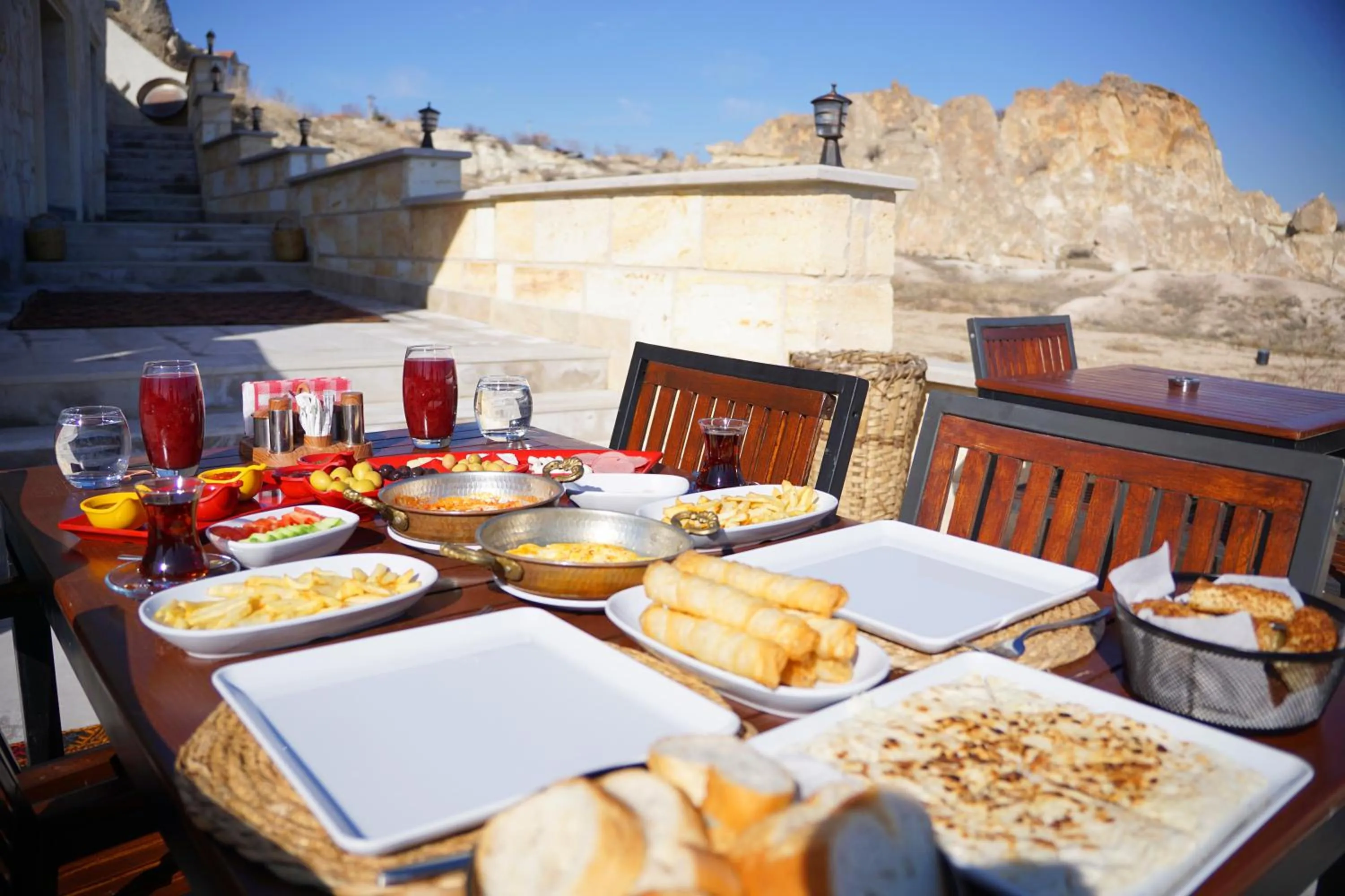 Breakfast in Cappadocia Sweet Cave
